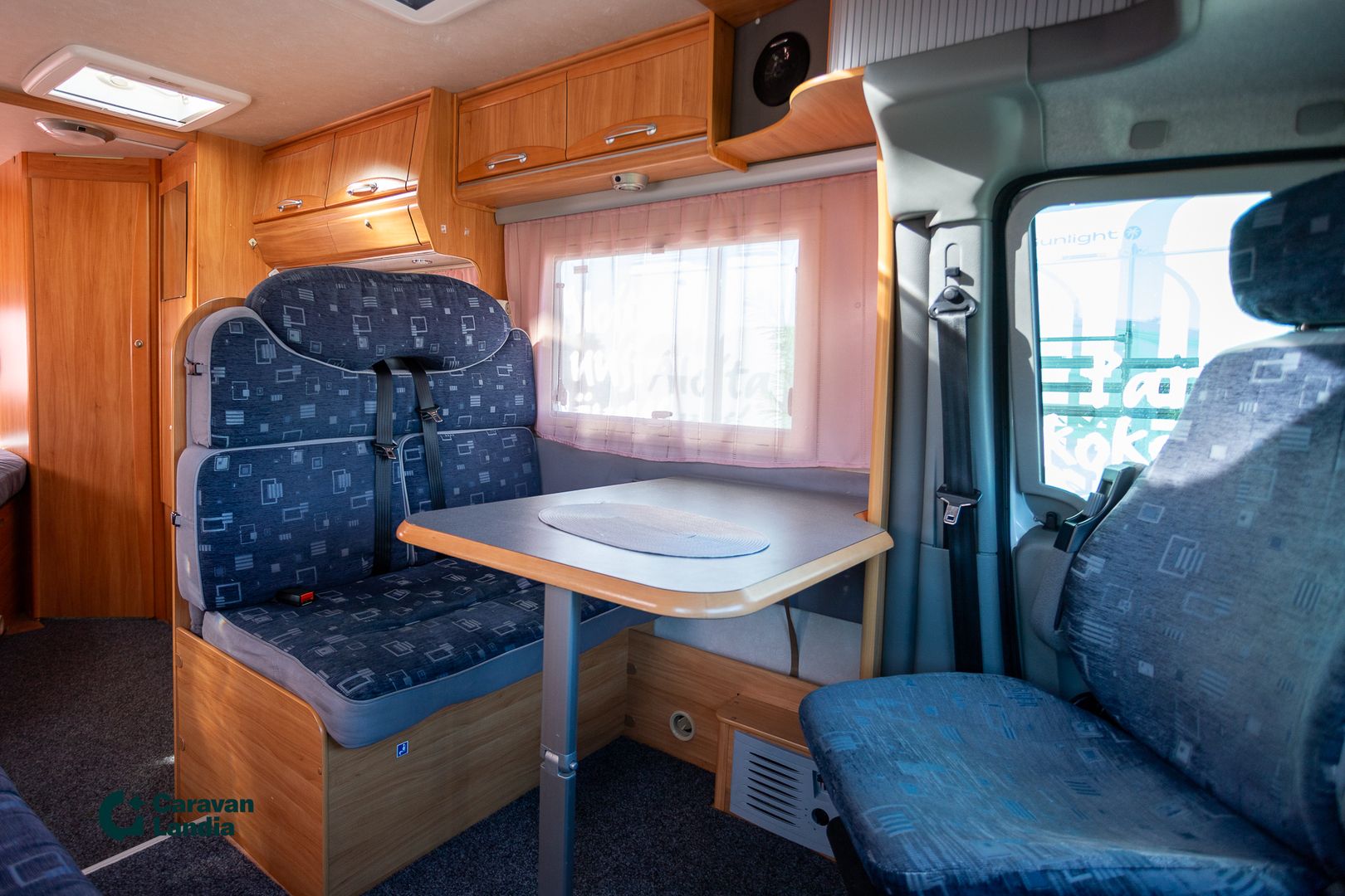 Adria Izola S687 SP 2.5 dCI 115hv ** TRUMA(KAASU/SÄHKÖ), PARIVUODE PITKITTÄIN, MARKIISI **, kuva 7