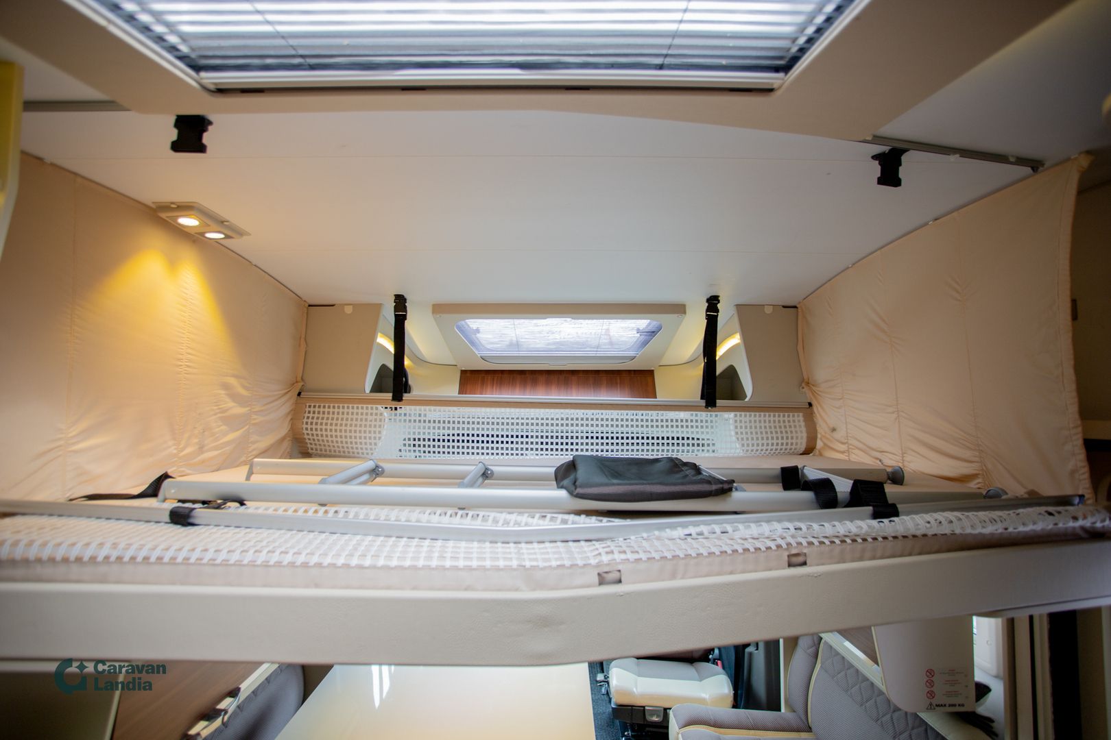 Adria Matrix Supreme M 687 SBC 2.2 170hv ** ALDE, SAAREKEVUODE, LASKUVUODE **, kuva 17