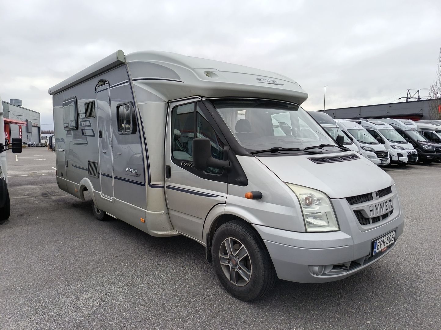Hymer T 692 CL T 692 CL Matkailuauto (SA) 3ov 2198cm3, kuva 1