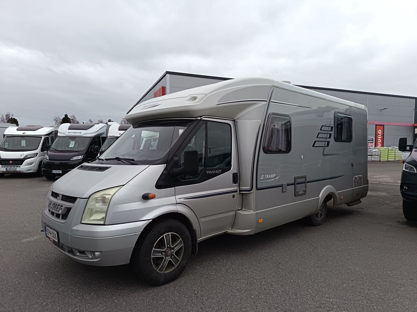 Hymer T 692 CL T 692 CL Matkailuauto (SA) 3ov 2198cm3, kuva 3