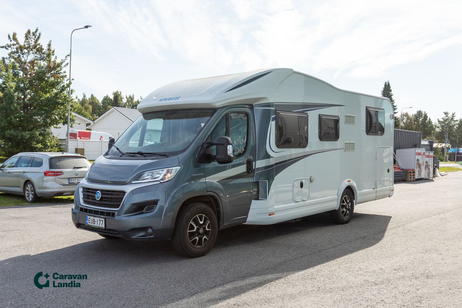 Knaus Sky Wave 700 MEG 2.3 Mjet 150 hv ** JUURI KATSASTETTU, TRUMA, LASKUVUODE, ERILLISVUOTEET, VAKKARI **, kuva 5