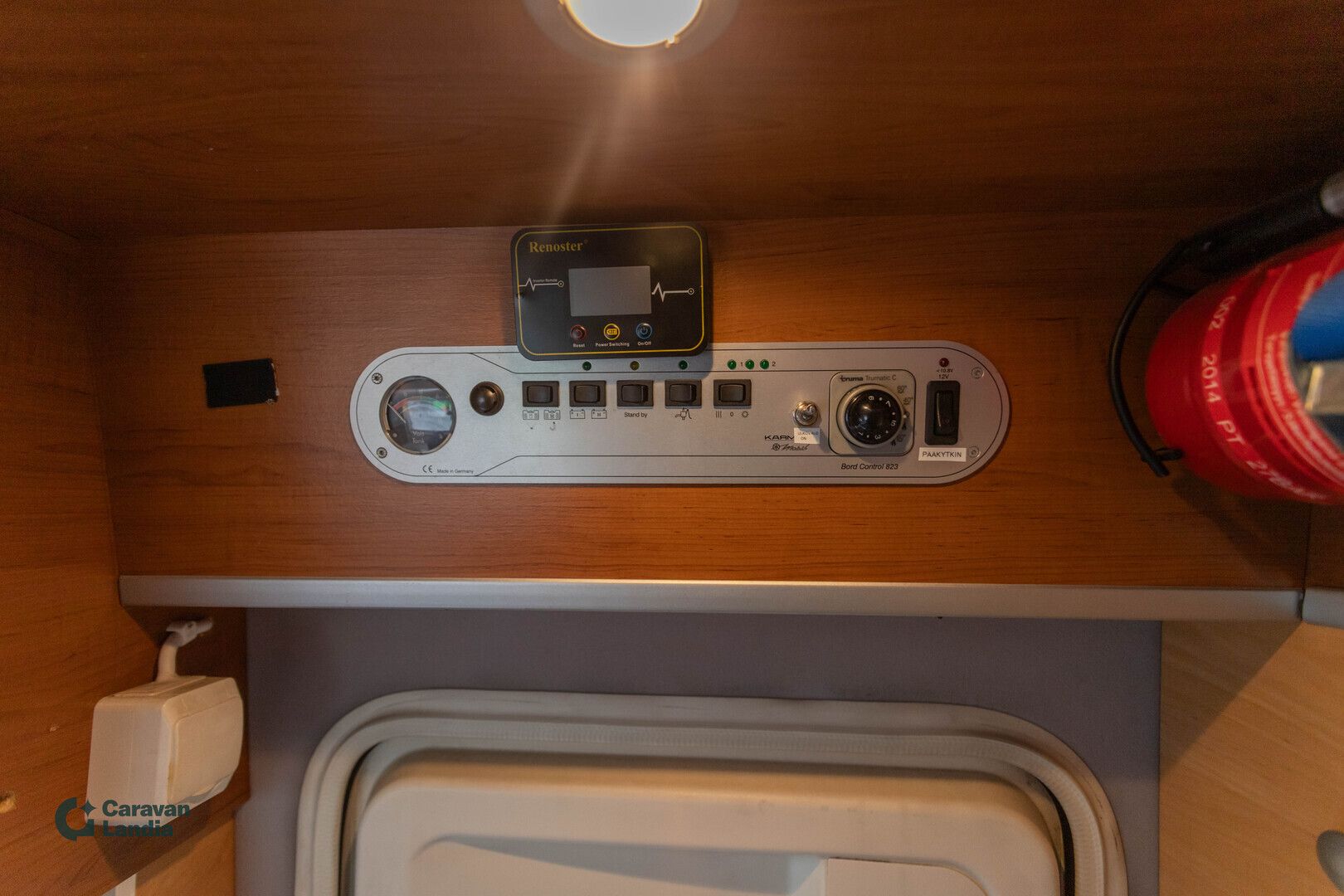 Solifer S-line 2.5 TDi 130 hv ** TRUMA, PARIVUODE, AURINKOPANEELI, VETOKOUKKU **, kuva 17