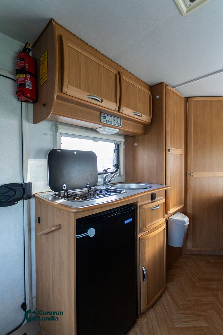 Mc Louis Lagan 252 2.0 JTD ** TRUMA, PITKITTÄINEN PARIVUODE, MARKIISI **, kuva 12