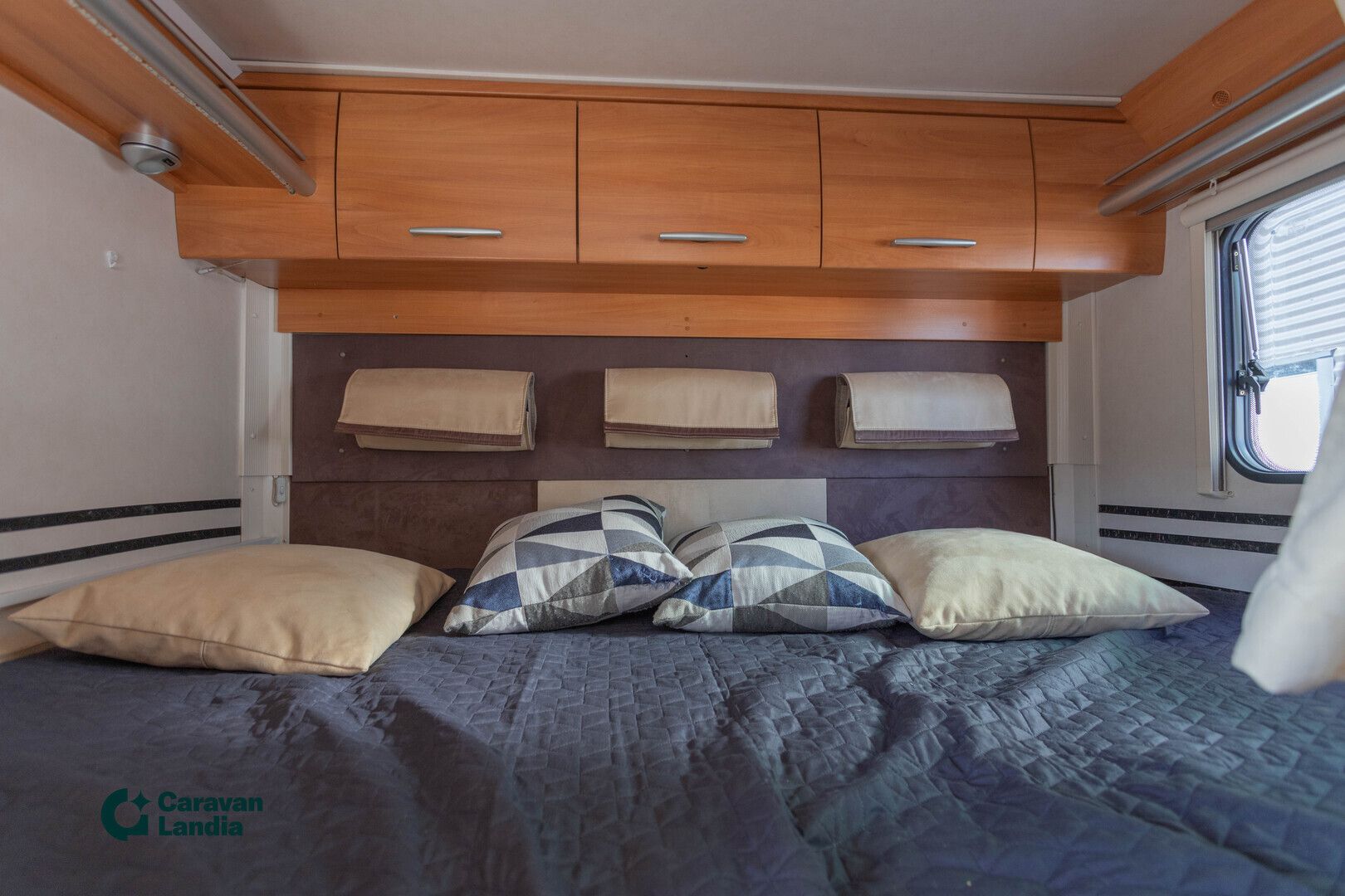 Hymer Exsis-i 512 130hv ** AURINKOPANEELI, MARKIISI, INVERTTERI **, kuva 14