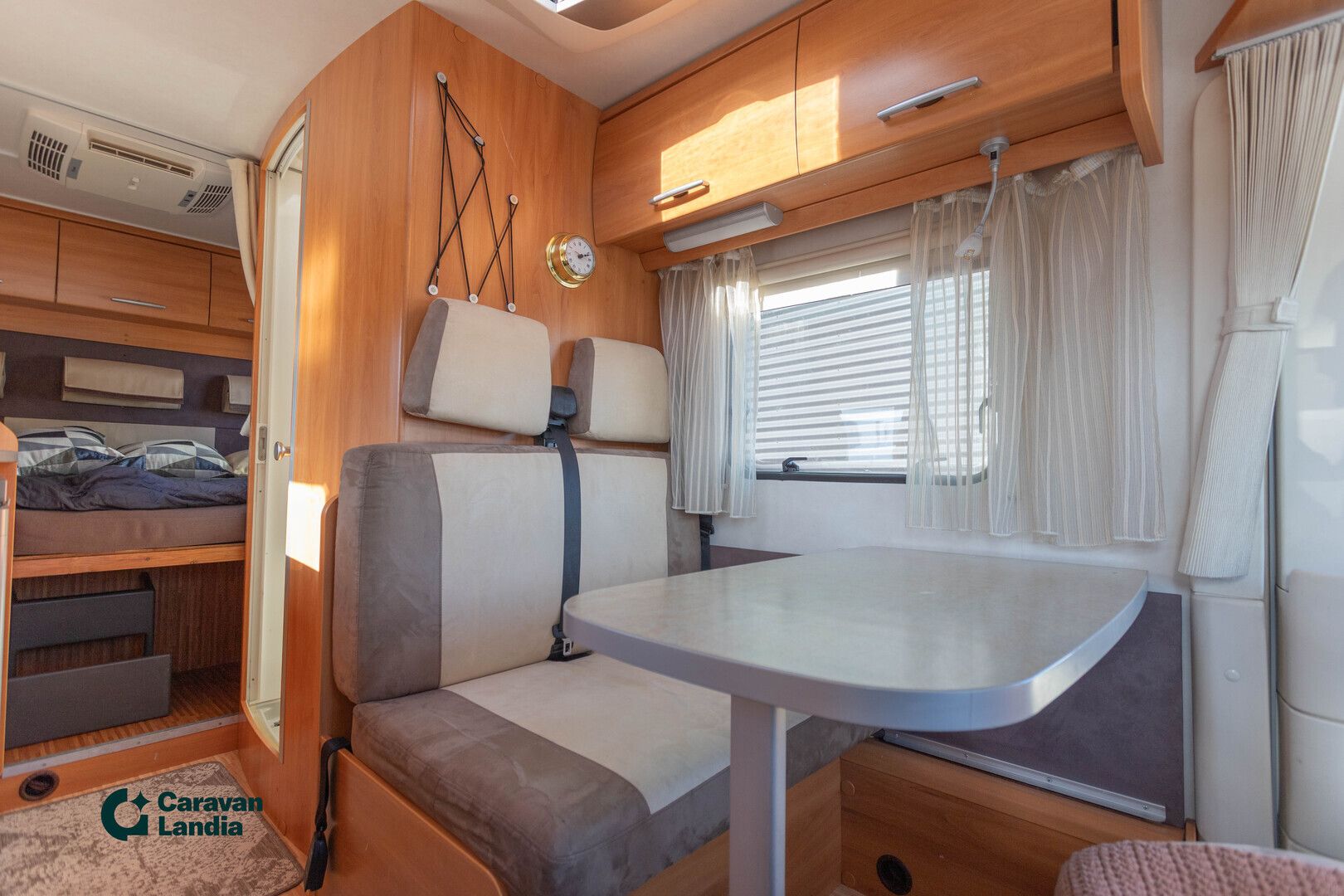 Hymer Exsis-i 512 130hv ** AURINKOPANEELI, MARKIISI, INVERTTERI **, kuva 8