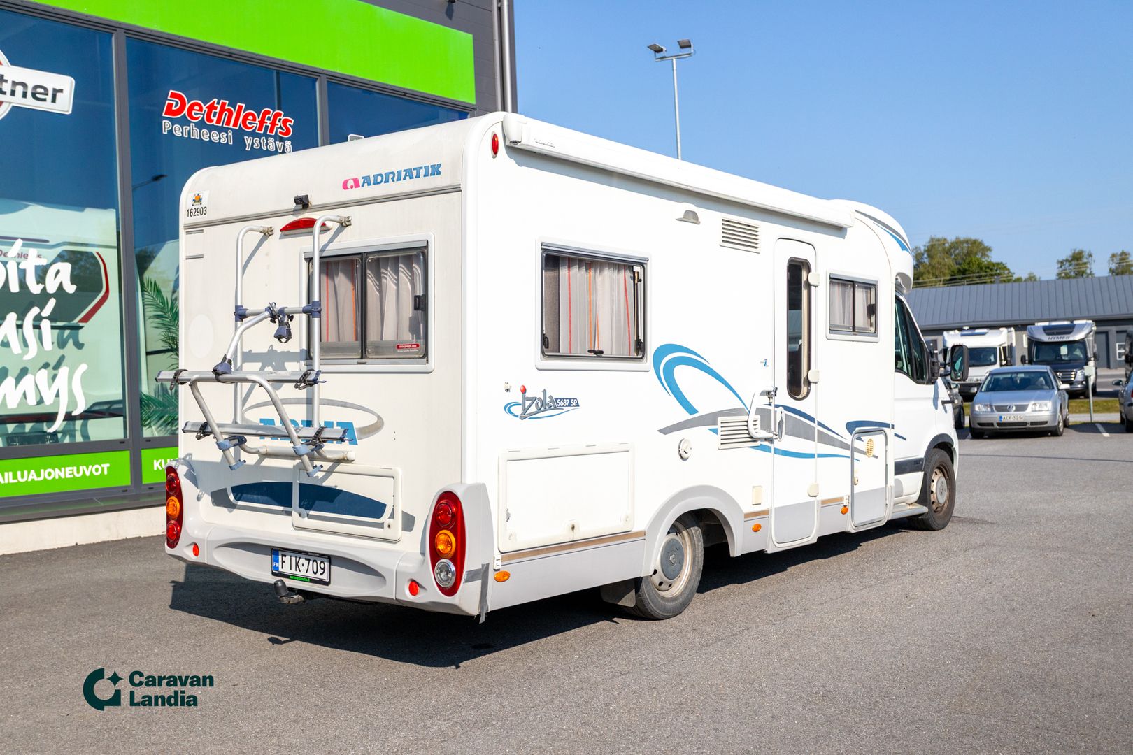 Adria Izola S687 SP 2.5 dCi 150hv ** TRUMA (KAASU/SÄHKÖ), PITKITTÄINEN-PARIVUODE, OHJAAMOILMASTOINTI **, kuva 3