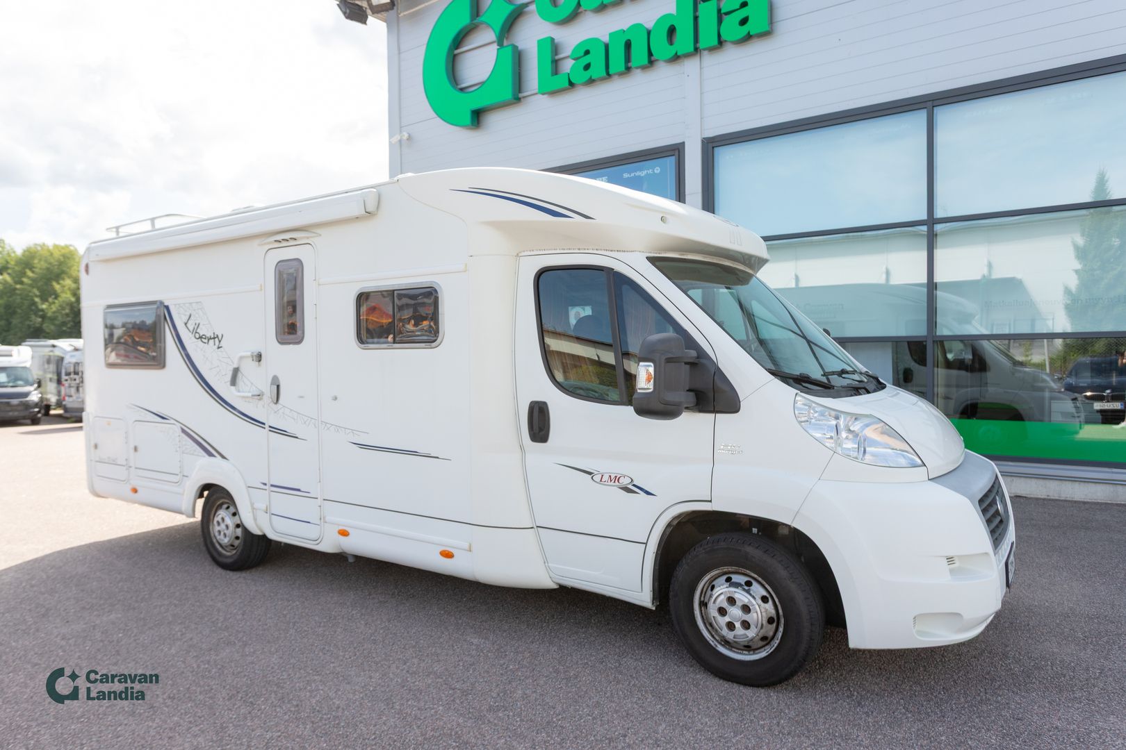 Lmc LIBERTY 642 TI 2.3 Mjet 130hv **AUTOM. ILMASTOINTI, P.KAMERA, MARKIISI, NAVI**, kuva 1