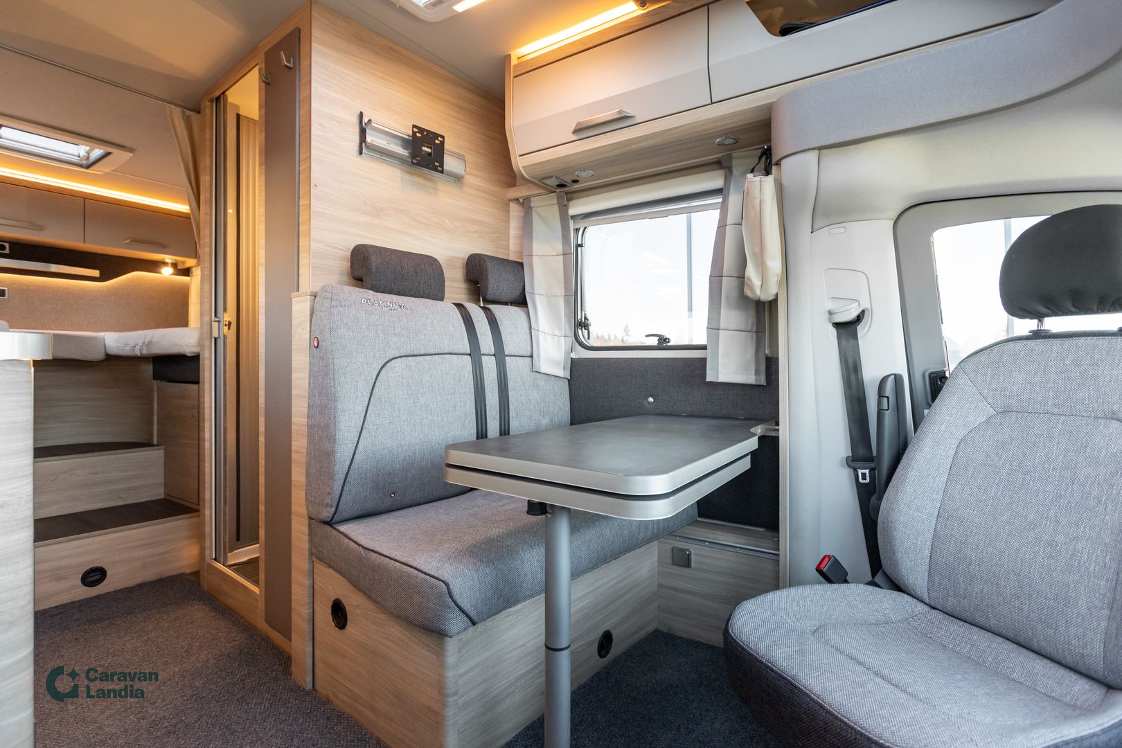 Knaus Van TI Plus 650 MEG Platinum Selection ** TRUMA-SÄHKÖPATRUUNA, ERILLISVUOTEET, AURINKOPANEELI, NELIVETO, AUTOMAATTI **, kuva 8