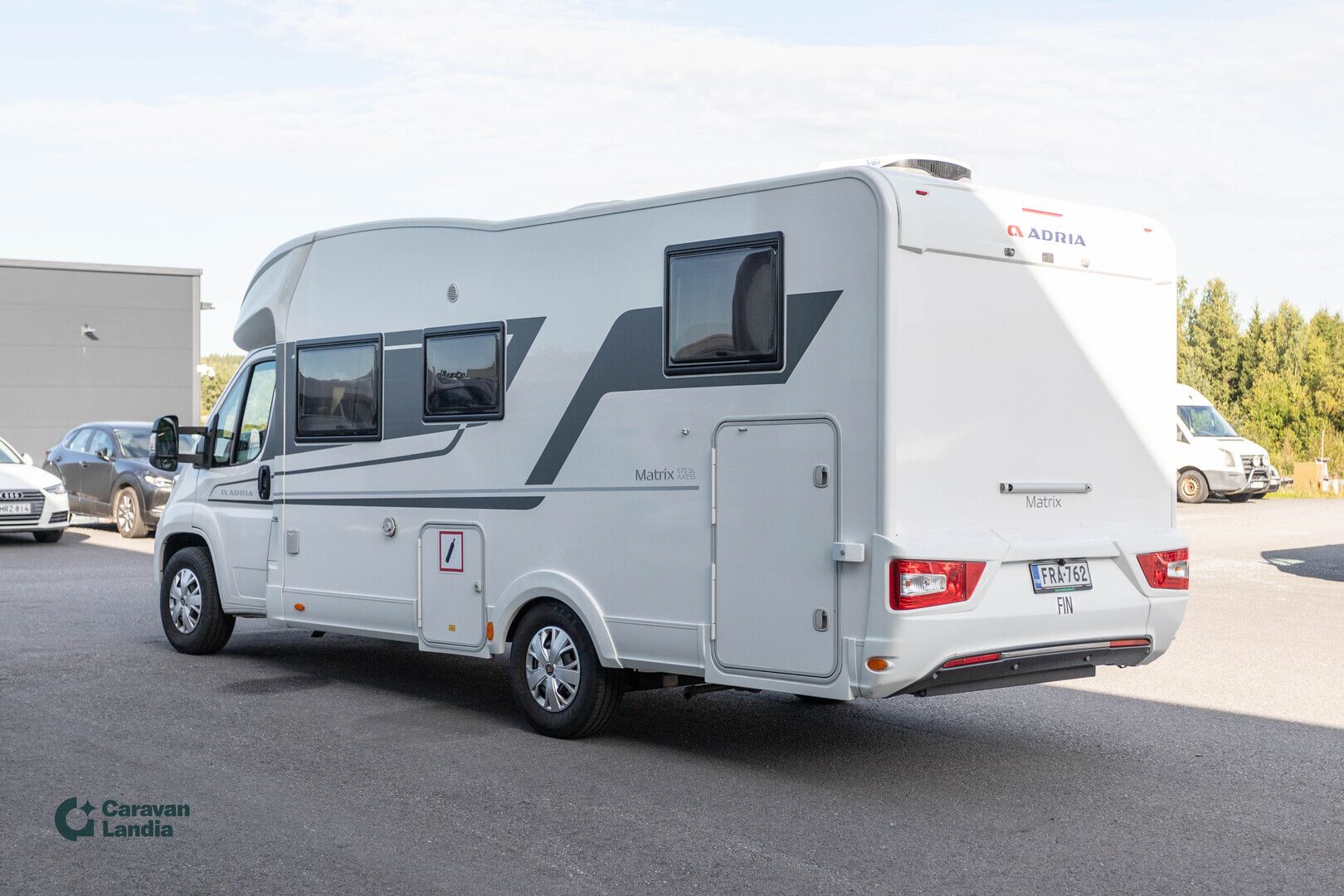 Adria Matrix 670 SL Axess 2.2 HDi 140hv ** TRUMA-SÄHKÖPATRUUNA, ERILLISVUOTEET, 2 X ILMASTOINTI, SÄHKÖ-HUBBET **, kuva 4