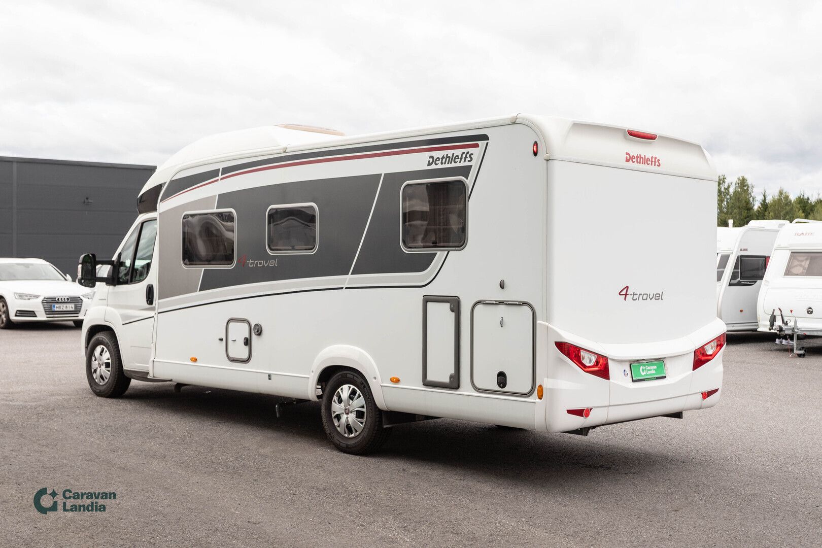Dethleffs 4-Travel T 7156 2.3 Mjet 150hv ** TRUMA, SAAREKEVUODE+LEVEÄ LASKUVUODE, TODELLA NÄYTTÄVÄ **, kuva 4