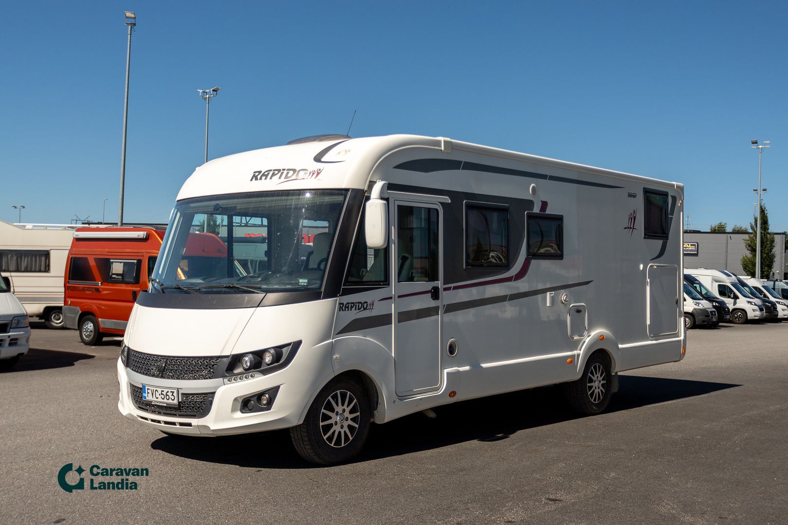 Rapido 866F 2.3 140hv ** 9-VAIHTEINEN AUTOMAATTI, TRUMA(KAASU/SÄHKÖ), ERILLISVUOTEET, HUBBET-LASKUVUODE **, kuva 5