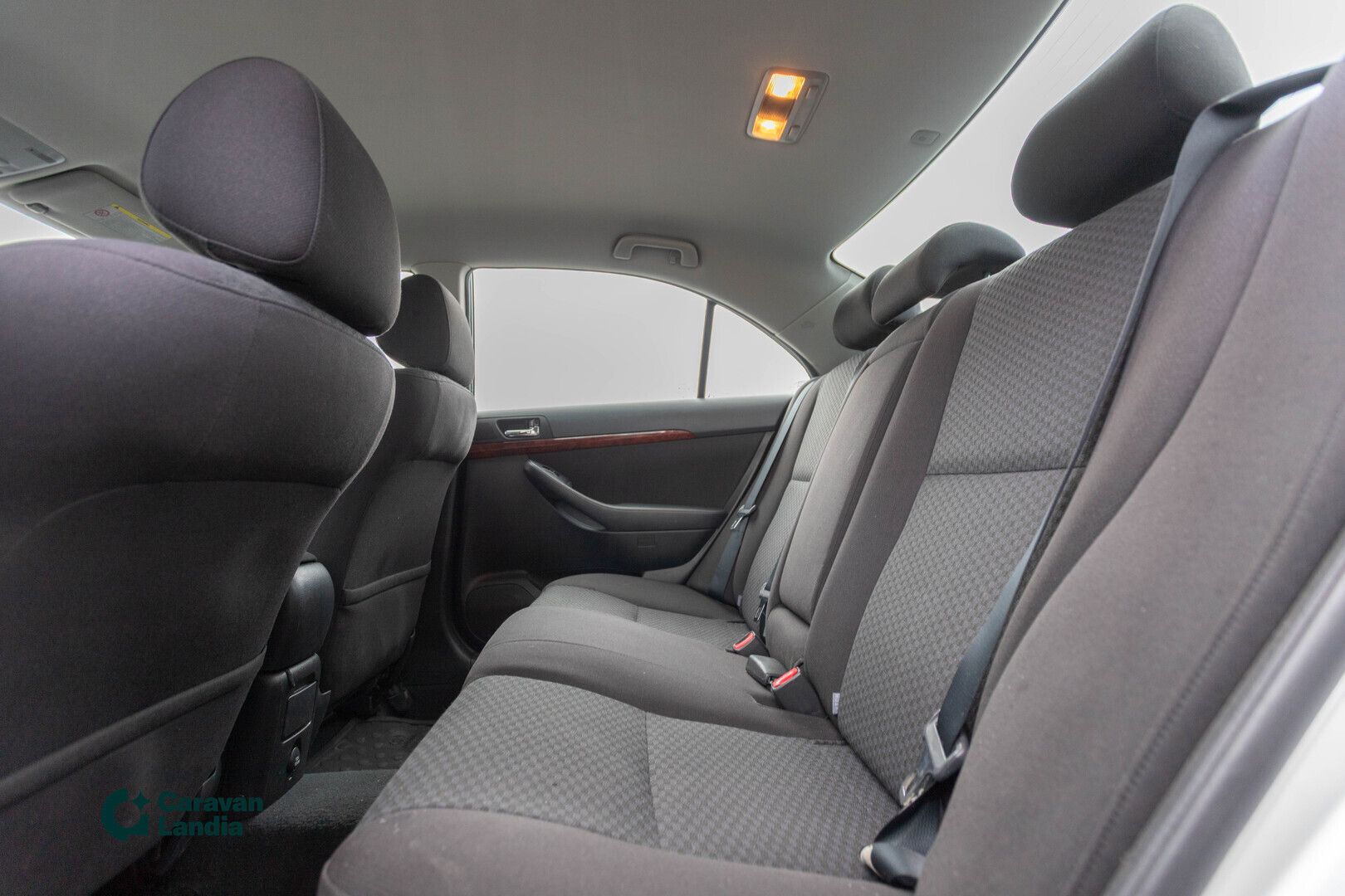 Toyota Avensis 1.8 VVT-i Linea ** SUOMI-AUTO, VETOKOUKKU, AUTOMAATTINEN ILMASTOINTI **, kuva 15