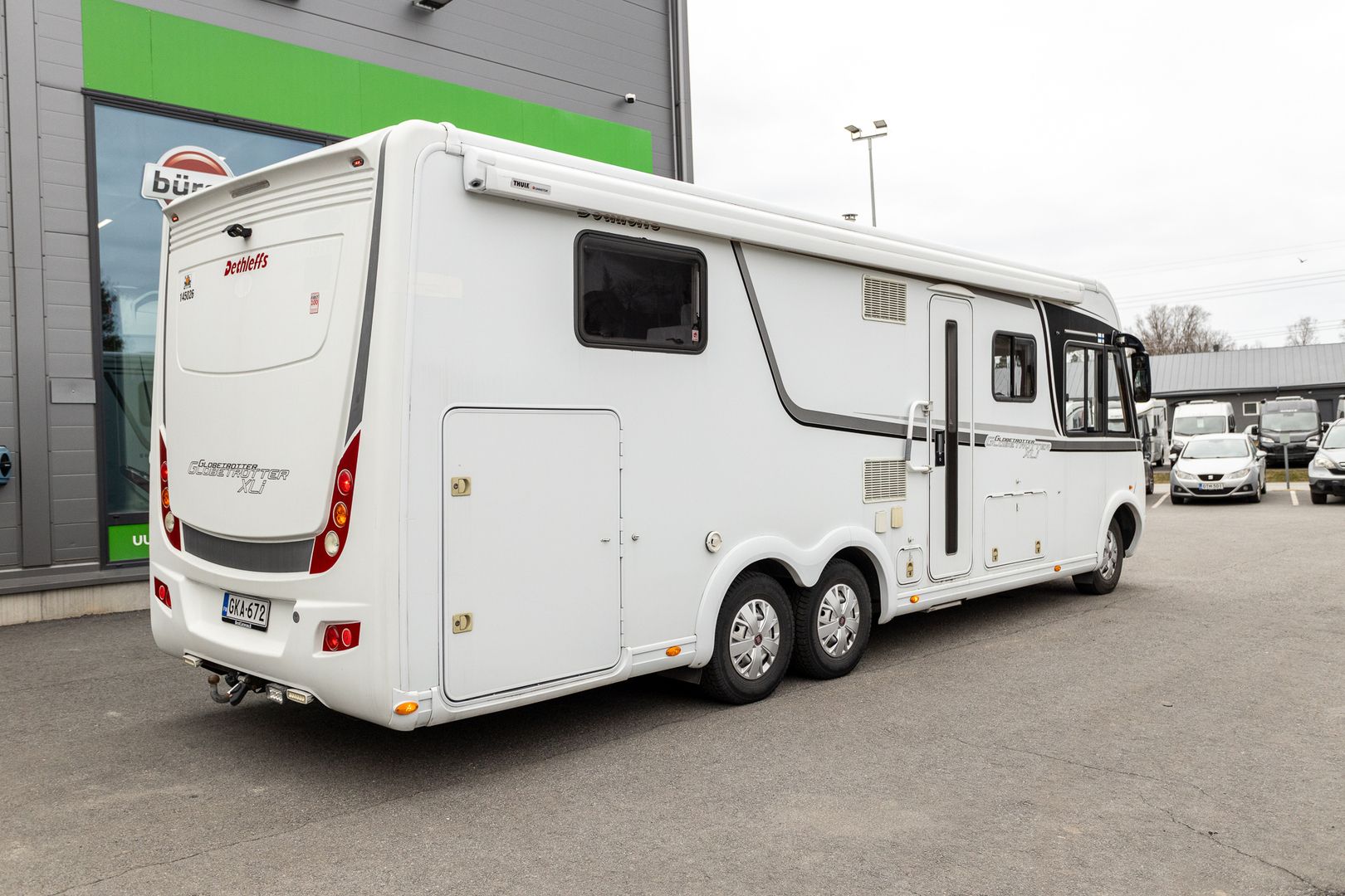 Dethleffs Globetrotter XLI 3.0 Mjet 180 hv ** WEBASTO, AUTOMAATTI, GENERAATTORI, SAAREKEVUODE **, kuva 3