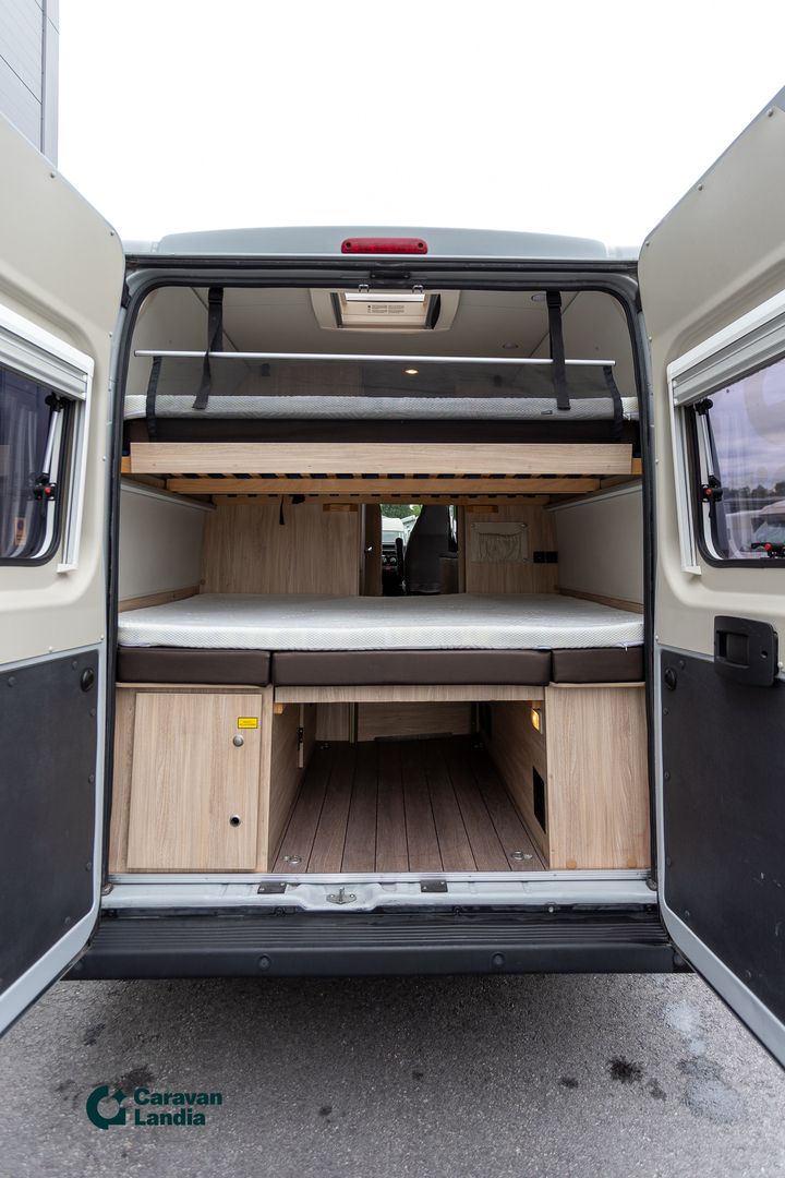 Weinsberg Carabus 600K 2.3 Mjet 120hv ** TRUMA, KERROSVUODE, MAKUUPAIKAT NELJÄLLE **, kuva 24