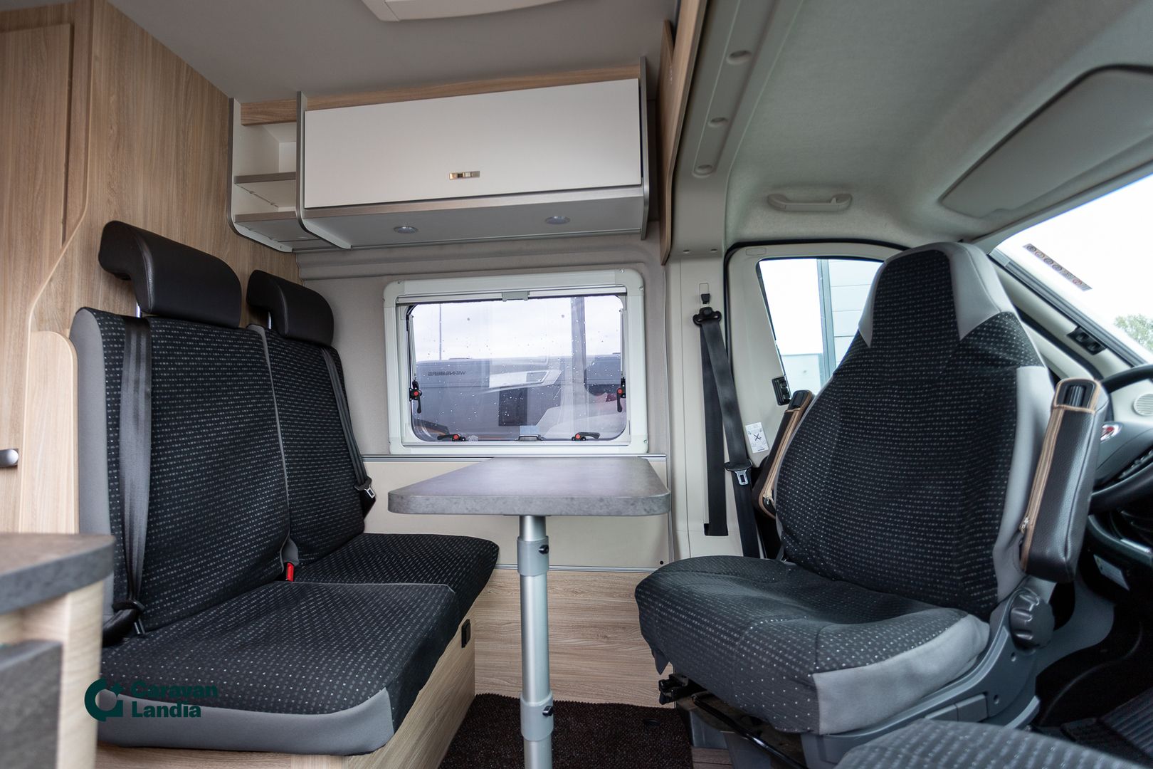 Weinsberg Carabus 600K 2.3 Mjet 120hv ** TRUMA, KERROSVUODE, MAKUUPAIKAT NELJÄLLE **, kuva 9