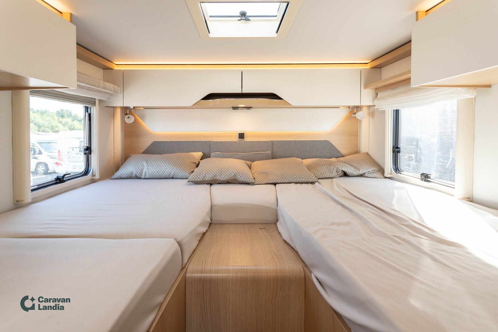 Hymer B-ModernComfort I 580 417 CDI 170hv **ALDE, ERILLISVUOTEET, AUTOMAATTI, TALVIPAKETTI**, kuva 17