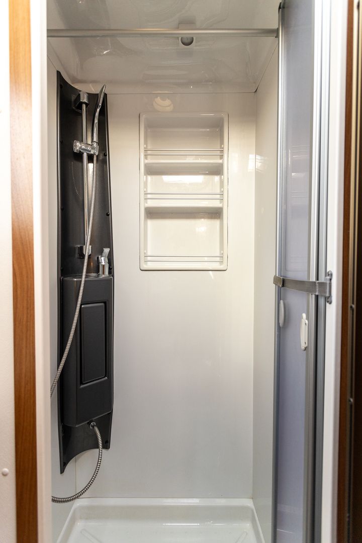 Kabe Travel Master i 760 LXL 2.3 Mjet 150hv ** WEBASTO, ALDE (KAASU/SÄHKÖ), HUBBET LASKUVUODE, HUIPPUVARUSTEET **, kuva 18