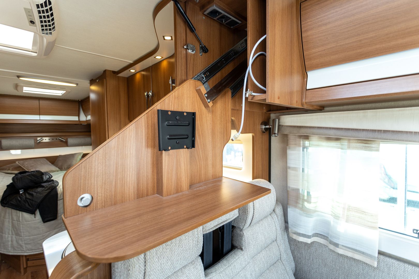 Kabe Travel Master i 760 LXL 2.3 Mjet 150hv ** WEBASTO, ALDE (KAASU/SÄHKÖ), HUBBET LASKUVUODE, HUIPPUVARUSTEET **, kuva 30