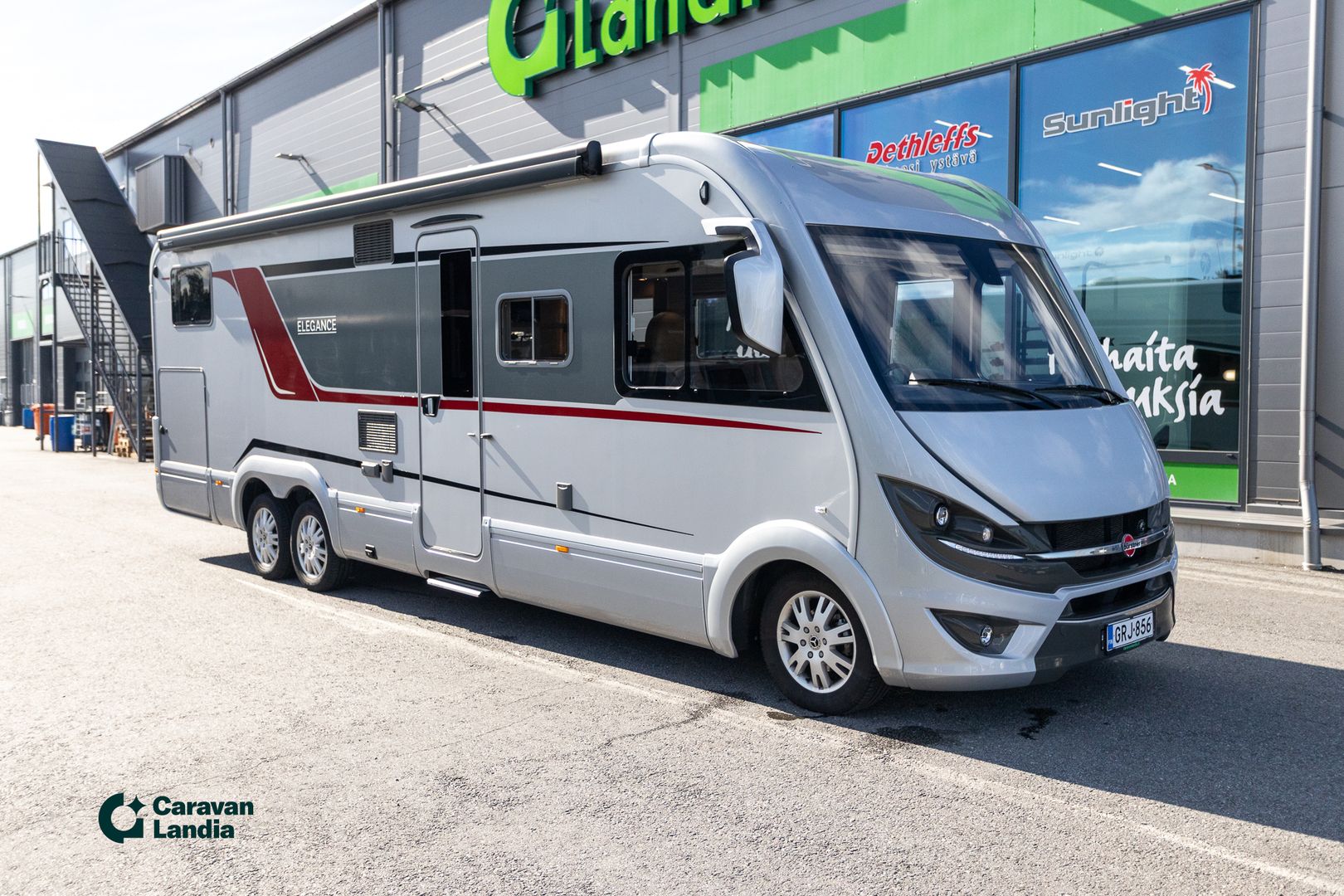 Burstner Elegance i 910G 417CDI 170hv ** OMAVARAISUUSPAKETTI, ALDE & TALVIPAKETTI, ERILLISVUOTEET **, kuva 1