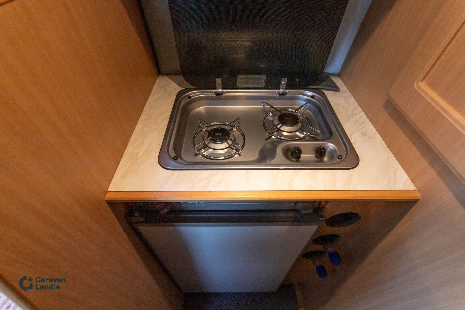 Casa Car Boxer 2.8 HDi 130 hv ** WEBASTO-KESKUSLÄMMITYS, KERROSVUODE, PITKÄ SOHVA, VETOKOUKKU **, kuva 13
