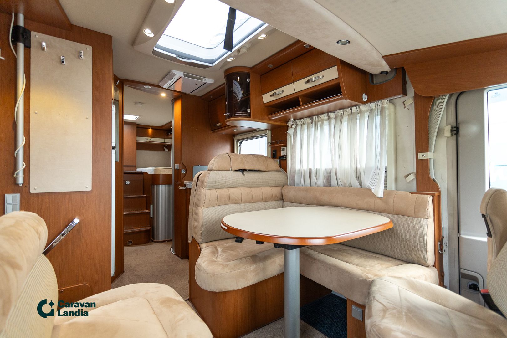 Hymer B 678 3.0 Mjet 160hv ** AUTOMAATTI, ERILLISVUOTEET, HUIPPUVARUSTELU **, kuva 9