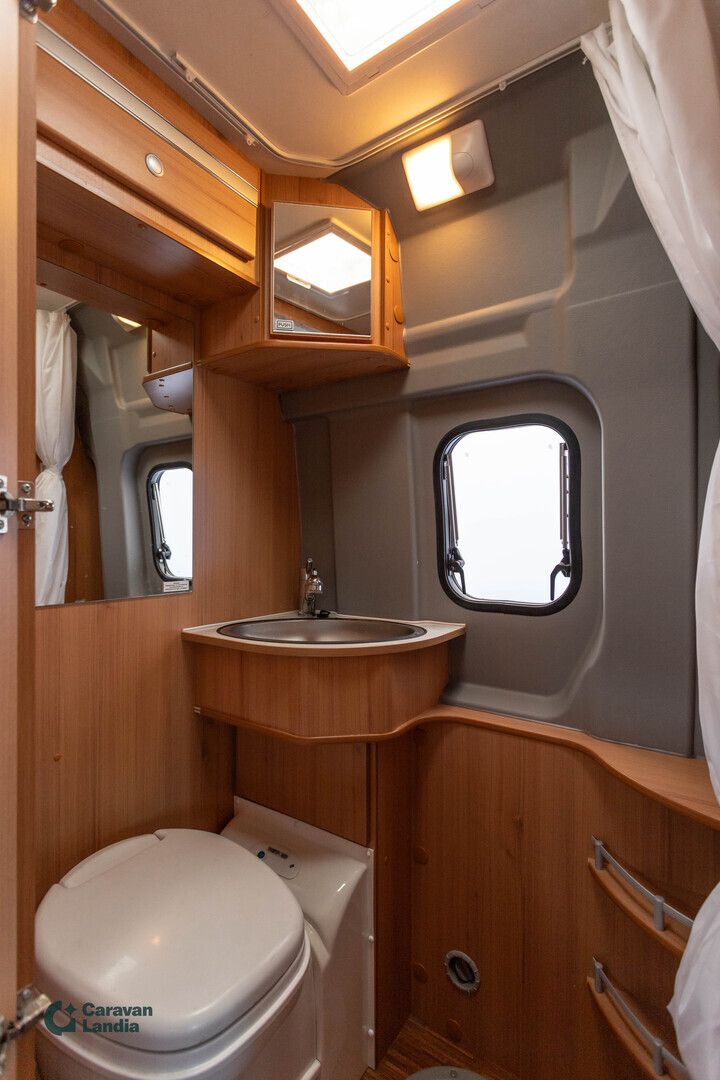 Lmc Liberty Tourer 59 3.0 Mjet 160hv ** TRUMA, PARIVUODE, MARKIISI, AUTOMAATTI **, kuva 11