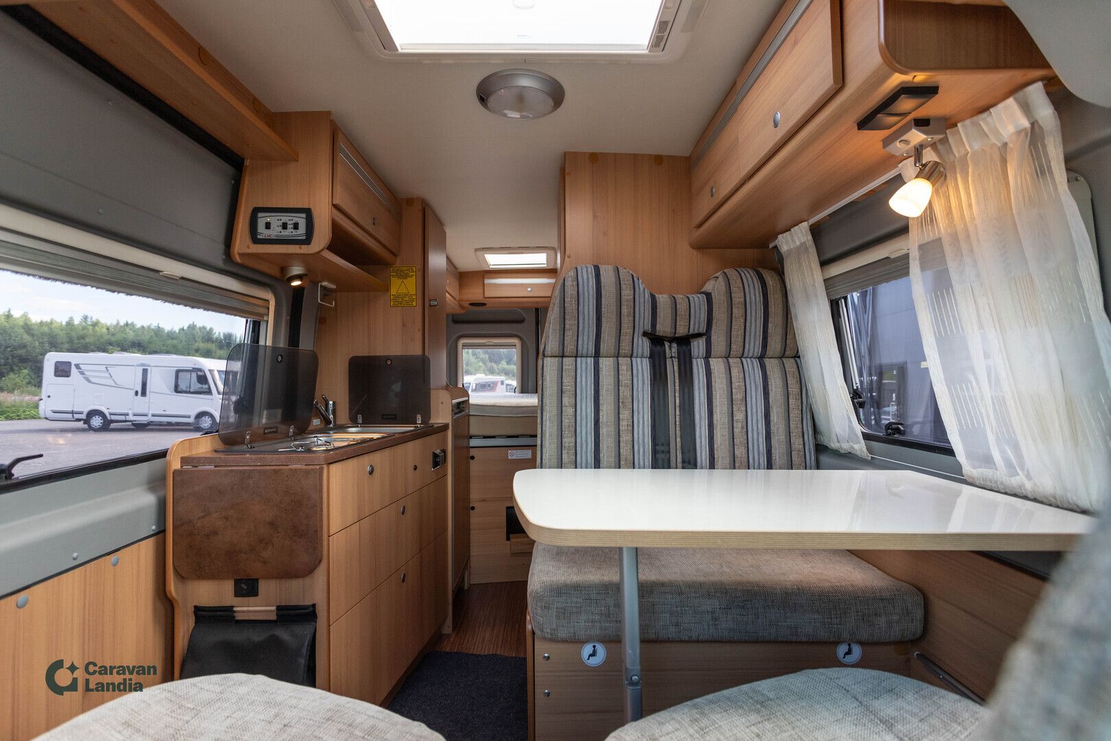 Lmc Liberty Tourer 59 3.0 Mjet 160hv ** TRUMA, PARIVUODE, MARKIISI, AUTOMAATTI **, kuva 7
