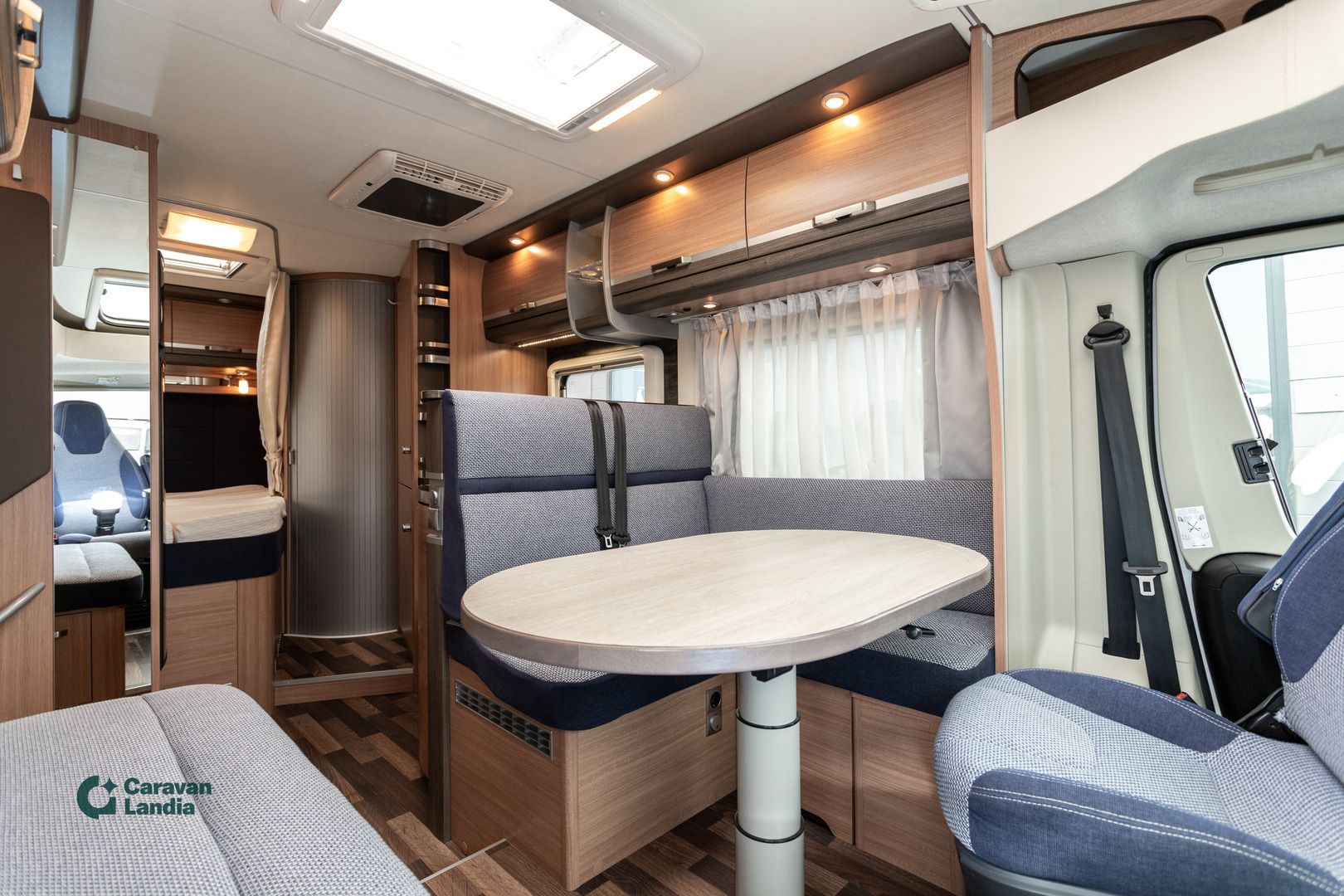 Knaus SkyTi 650 MF Silver Selection 2.3 Mjet 130hv ** ALDE, 2xILMASTOINTI, PITKITTÄINEN-PARIVUODE **, kuva 8