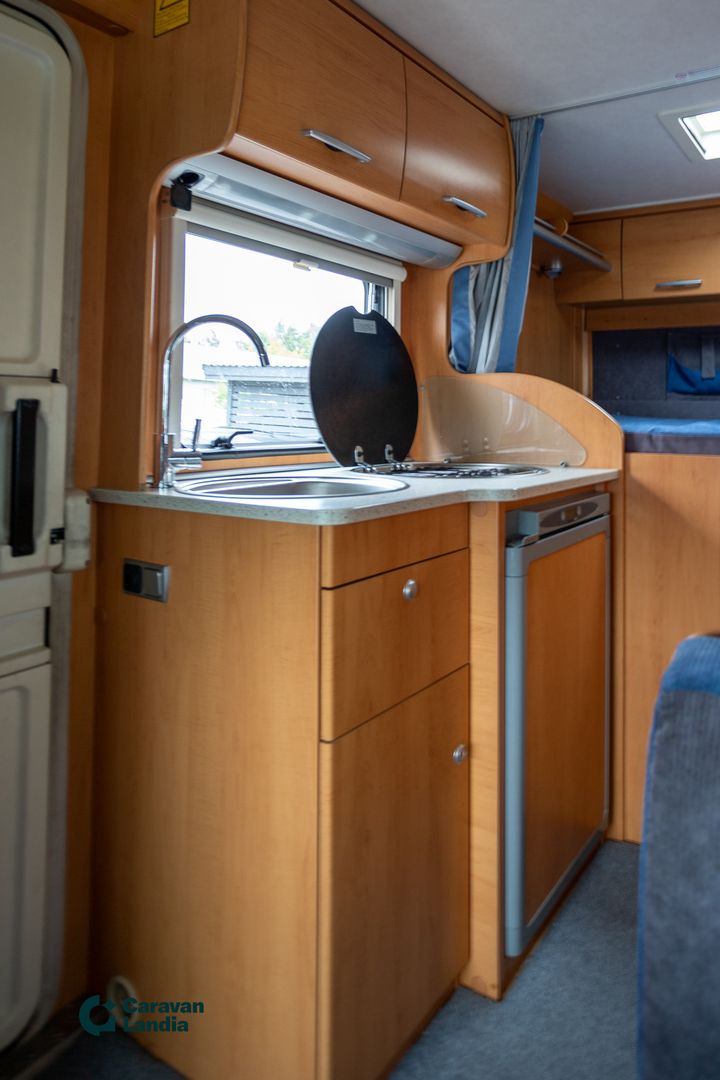 Hymer Van 522 2.0 TDCi 125hv ** TRUMA, ILMASTOINTI, PARIVUODE**, kuva 10