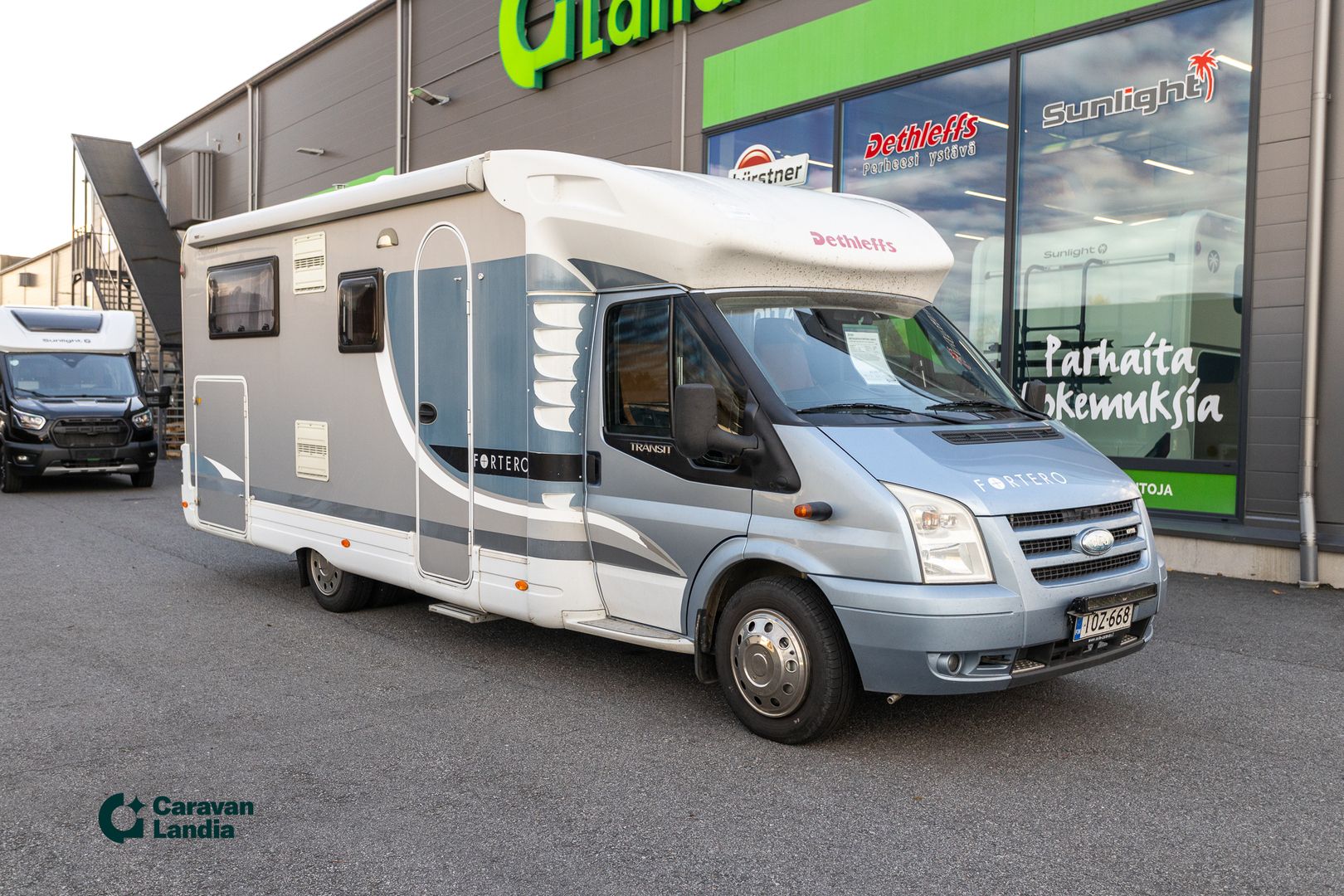 Dethleffs FORTERO H6915 2.4 TDCi 140hv ** ALDE, GENERAATTORI, TAKAVETO PARIPYÖRILLÄ, ERILLISVUOTEET **, kuva 1