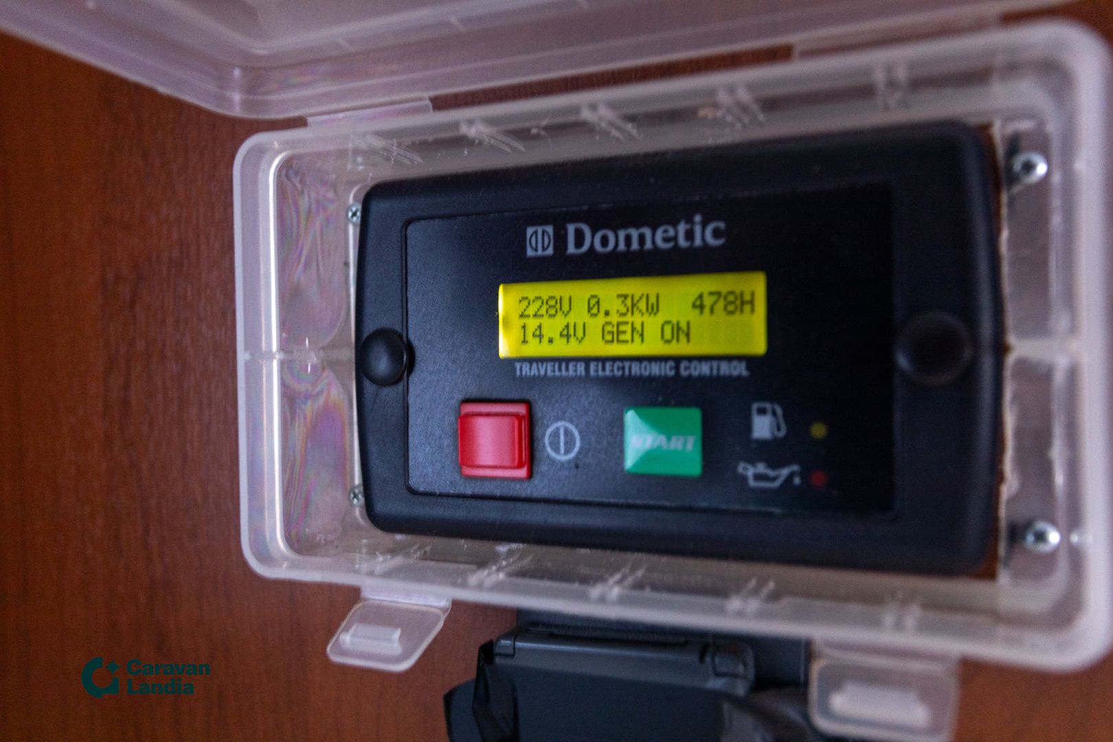 Dethleffs FORTERO H6915 2.4 TDCi 140hv ** ALDE, GENERAATTORI, TAKAVETO PARIPYÖRILLÄ, ERILLISVUOTEET **, kuva 35