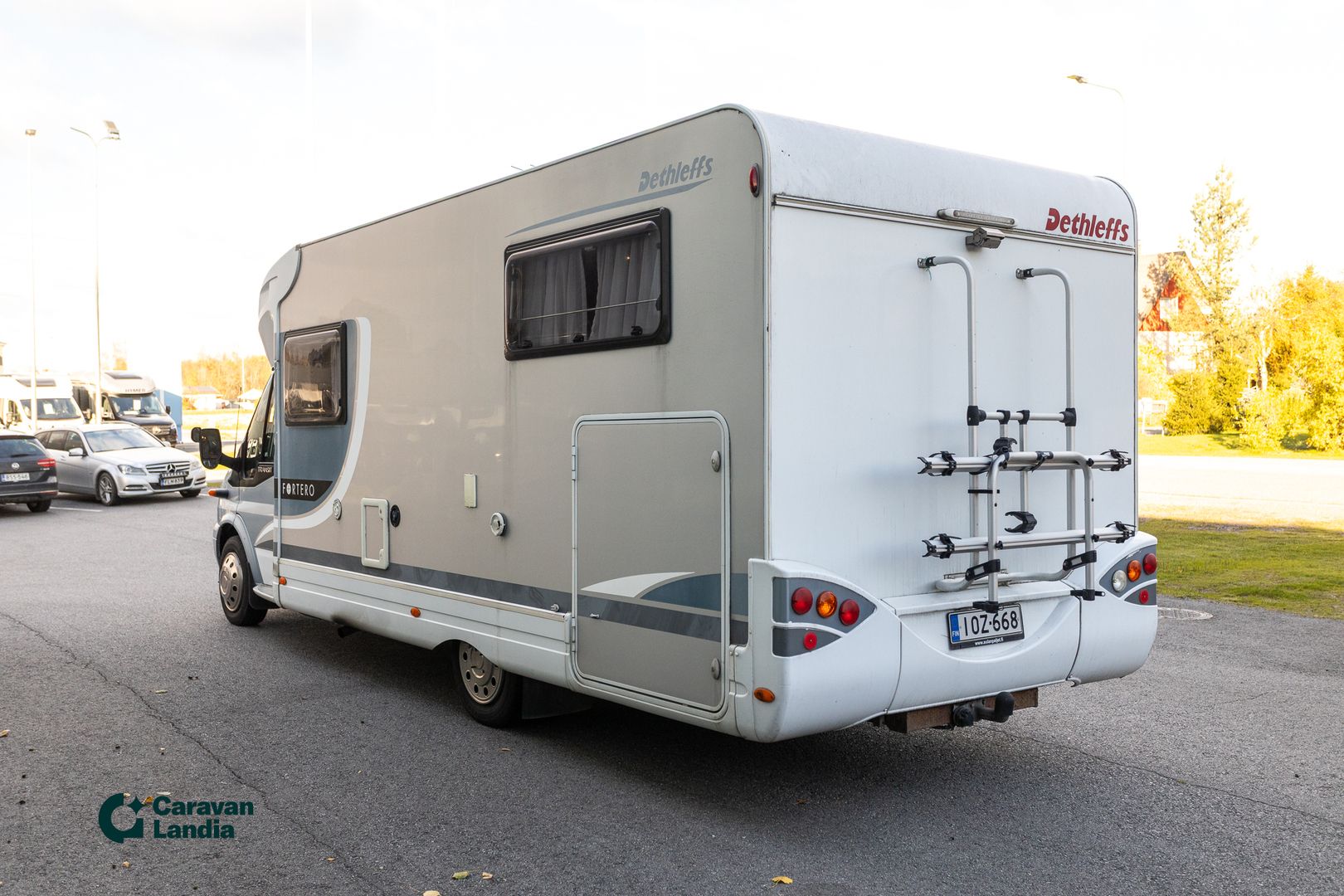 Dethleffs FORTERO H6915 2.4 TDCi 140hv ** ALDE, GENERAATTORI, TAKAVETO PARIPYÖRILLÄ, ERILLISVUOTEET **, kuva 4