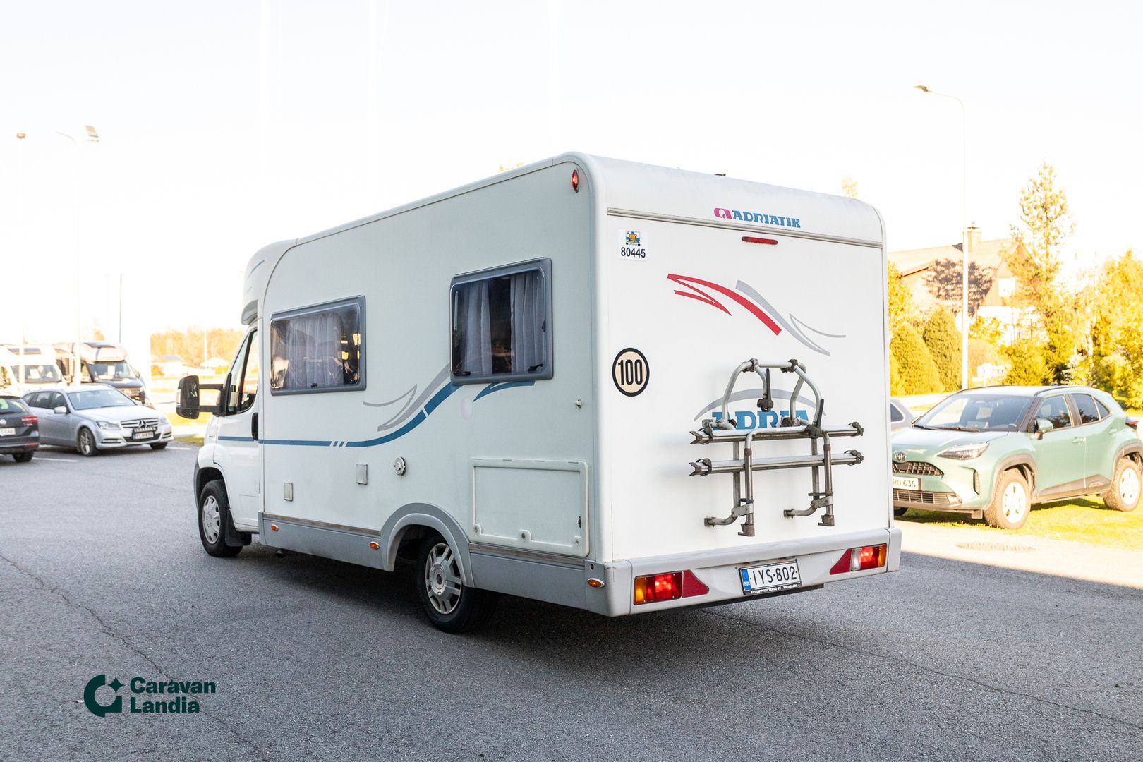 Adria Coral Sport S 573 DS 2.3 Mjet 130 hv ** TRUMA, PITKITTÄINEN PARIVUODE, VASTAKKAINEN ISTUINRYHMÄ **, kuva 4