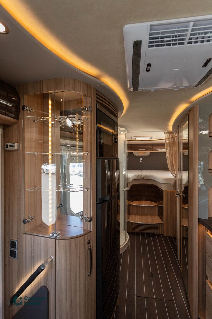 Knaus Sun I 900 LEG 2.3 Mjet 170 HV ** ALDE, ERILLISVUOTEET, HUBBET LASKUVUODE, ILMASTOINTI, AUTOMAATTI **, kuva 12