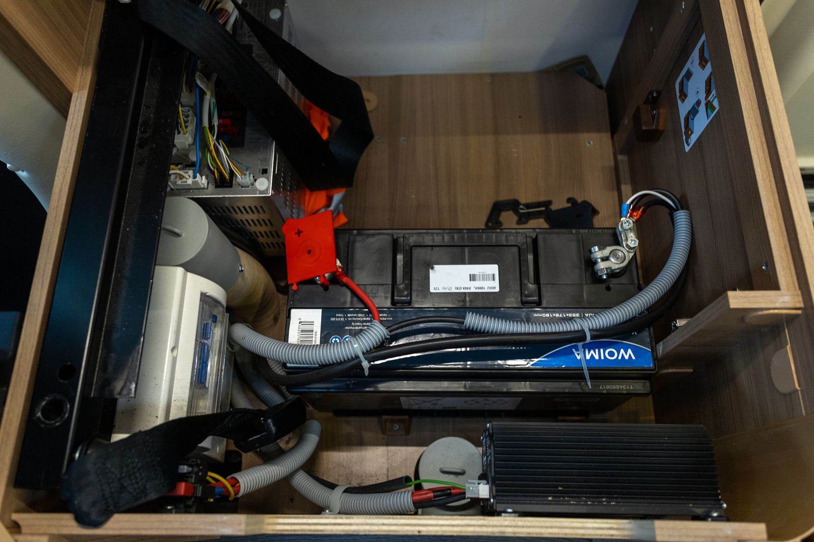 Adria Matrix 670 SL Axess 2.2 BlueHDi 165hv ** SIS. ALV, TRUMA-TALVIPAKETTI, ERILLISVUOTEET, TODELLA SUOSITTU MALLI **, kuva 32