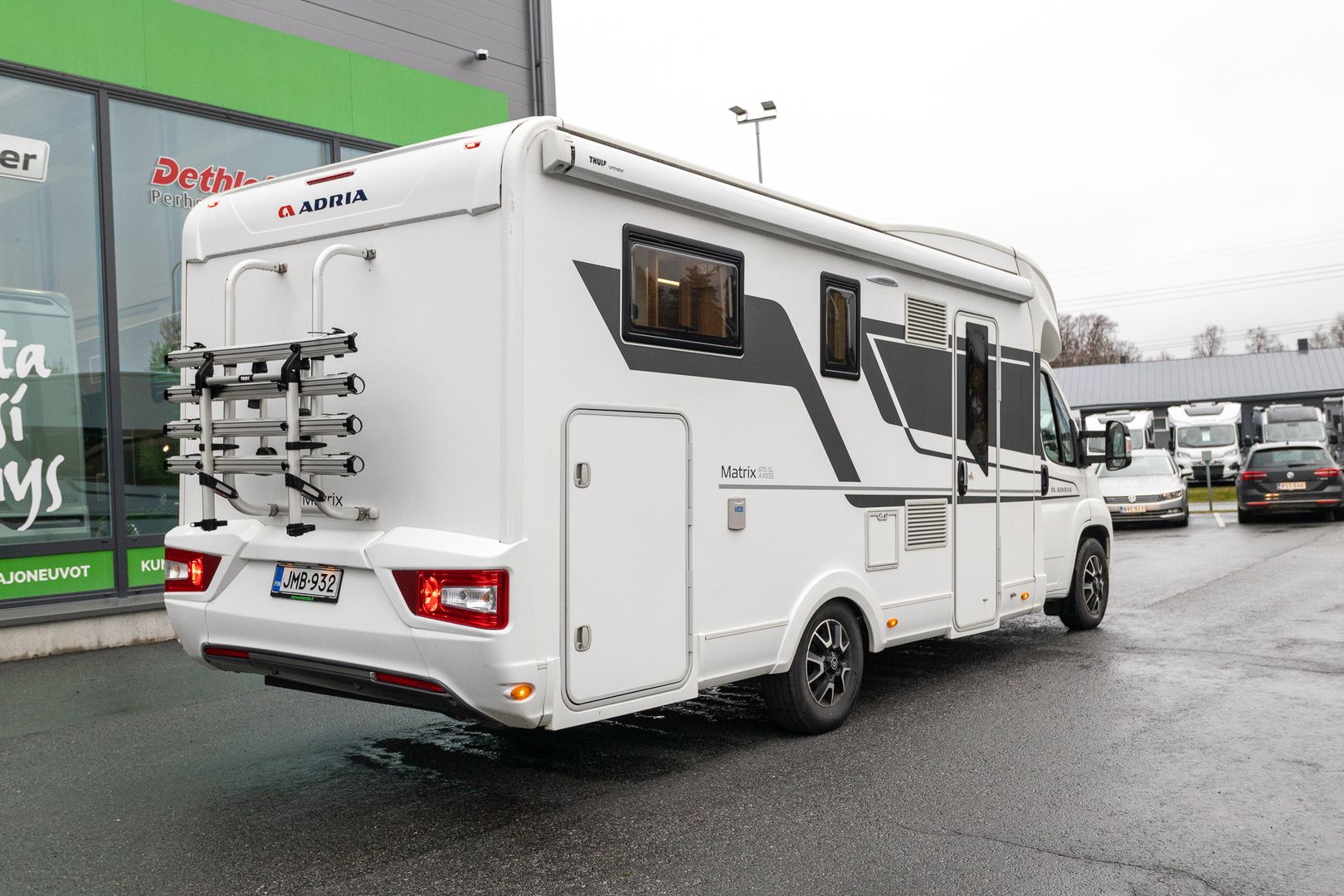 Adria Matrix 670 SL Axess 2.2 BlueHDi 165hv ** SIS. ALV, TRUMA-TALVIPAKETTI, ERILLISVUOTEET, TODELLA SUOSITTU MALLI **, kuva 3