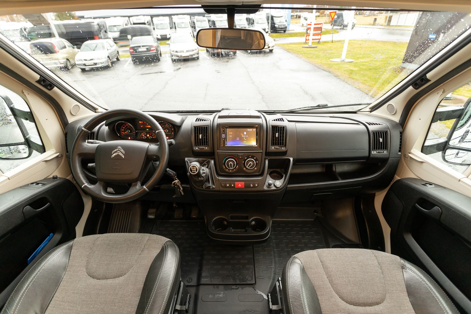 Adria Matrix 670 SL Axess 2.2 BlueHDi 165hv ** SIS. ALV, TRUMA-TALVIPAKETTI, ERILLISVUOTEET, TODELLA SUOSITTU MALLI **, kuva 6
