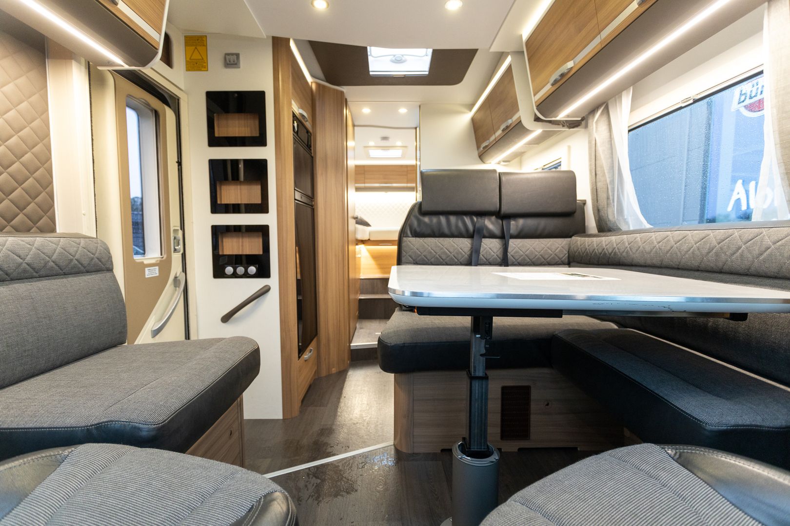 Adria Matrix 670 SL Axess 2.2 BlueHDi 165hv ** SIS. ALV, TRUMA-TALVIPAKETTI, ERILLISVUOTEET, TODELLA SUOSITTU MALLI **, kuva 8