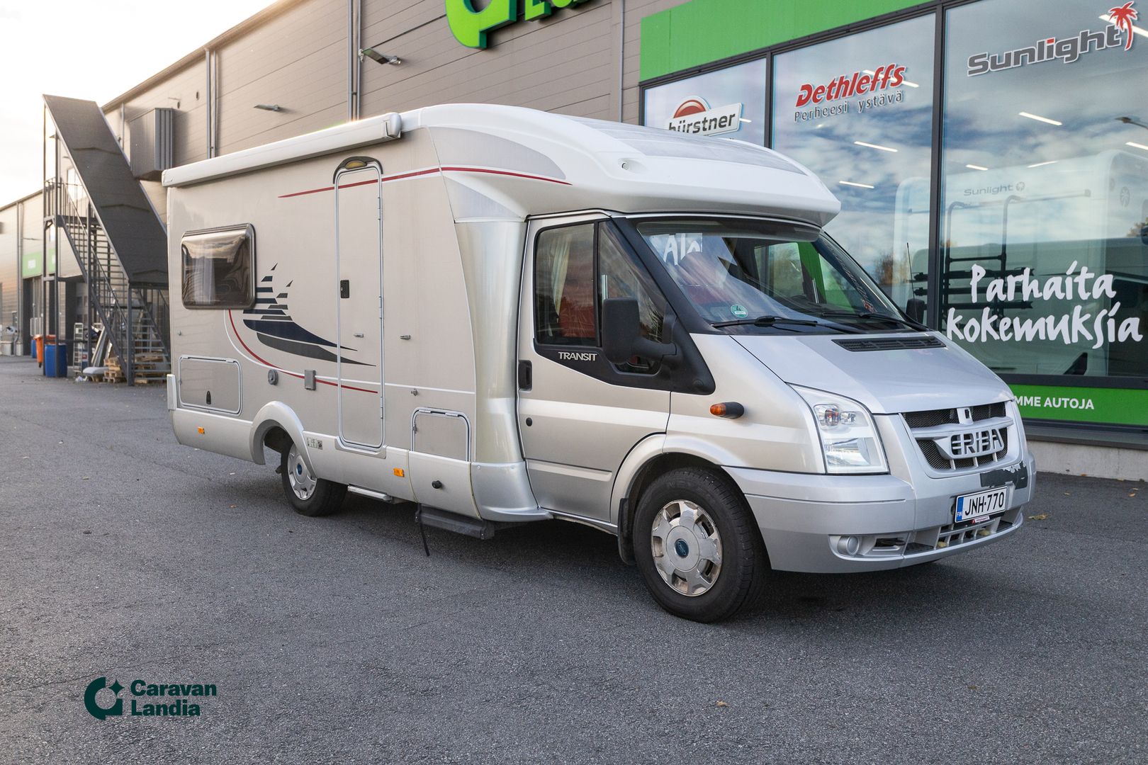 Hymer 653 2.2 TDCi ** OHJAAMO ILMASTOINTI, PARIVUODE, TRUMA**, kuva 1