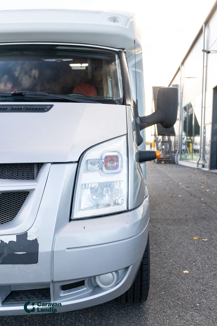 Hymer 653 2.2 TDCi ** OHJAAMO ILMASTOINTI, PARIVUODE, TRUMA**, kuva 31