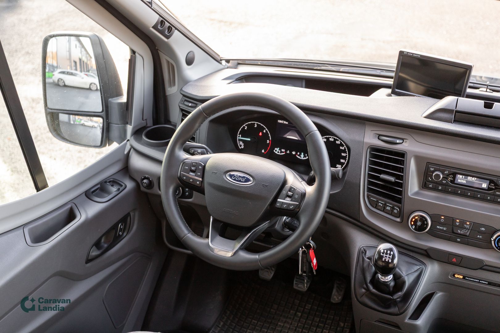 Carado CV590 4x4 2.0 TDCi 170hv ** PARIVUODE, TRUMA-DIESEL, MARKIISI **, kuva 7