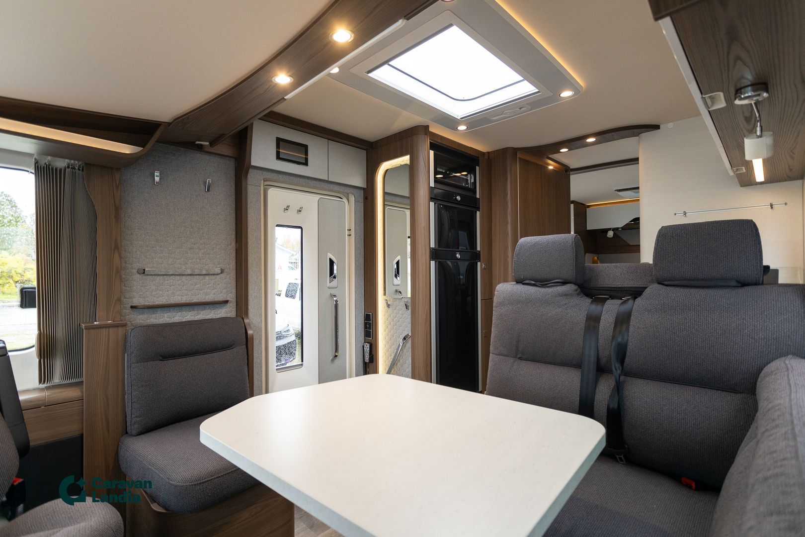 Hymer MasterLine I 790 417 CDI 170hv ** HYDR TUKIJALAT, ALDE-TALVIPAKETTI, SAAREKEVUODE, AJ. VAIN 5 TKM **, kuva 10