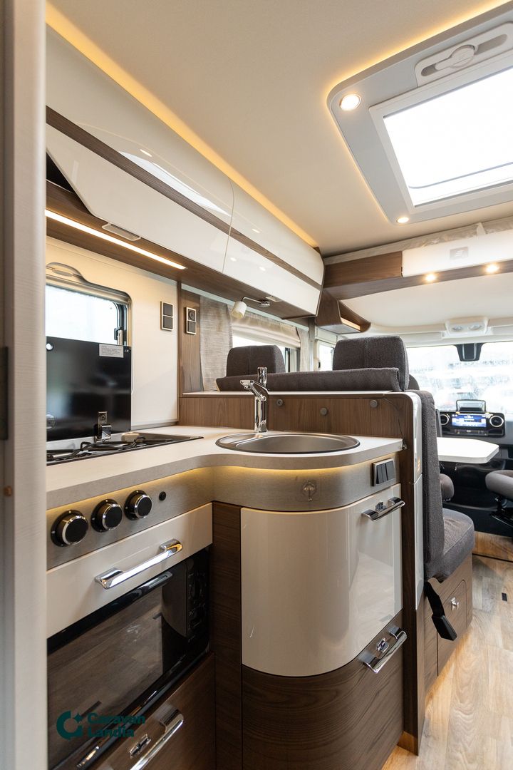 Hymer MasterLine I 790 417 CDI 170hv ** HYDR TUKIJALAT, ALDE-TALVIPAKETTI, SAAREKEVUODE, AJ. VAIN 5 TKM **, kuva 14