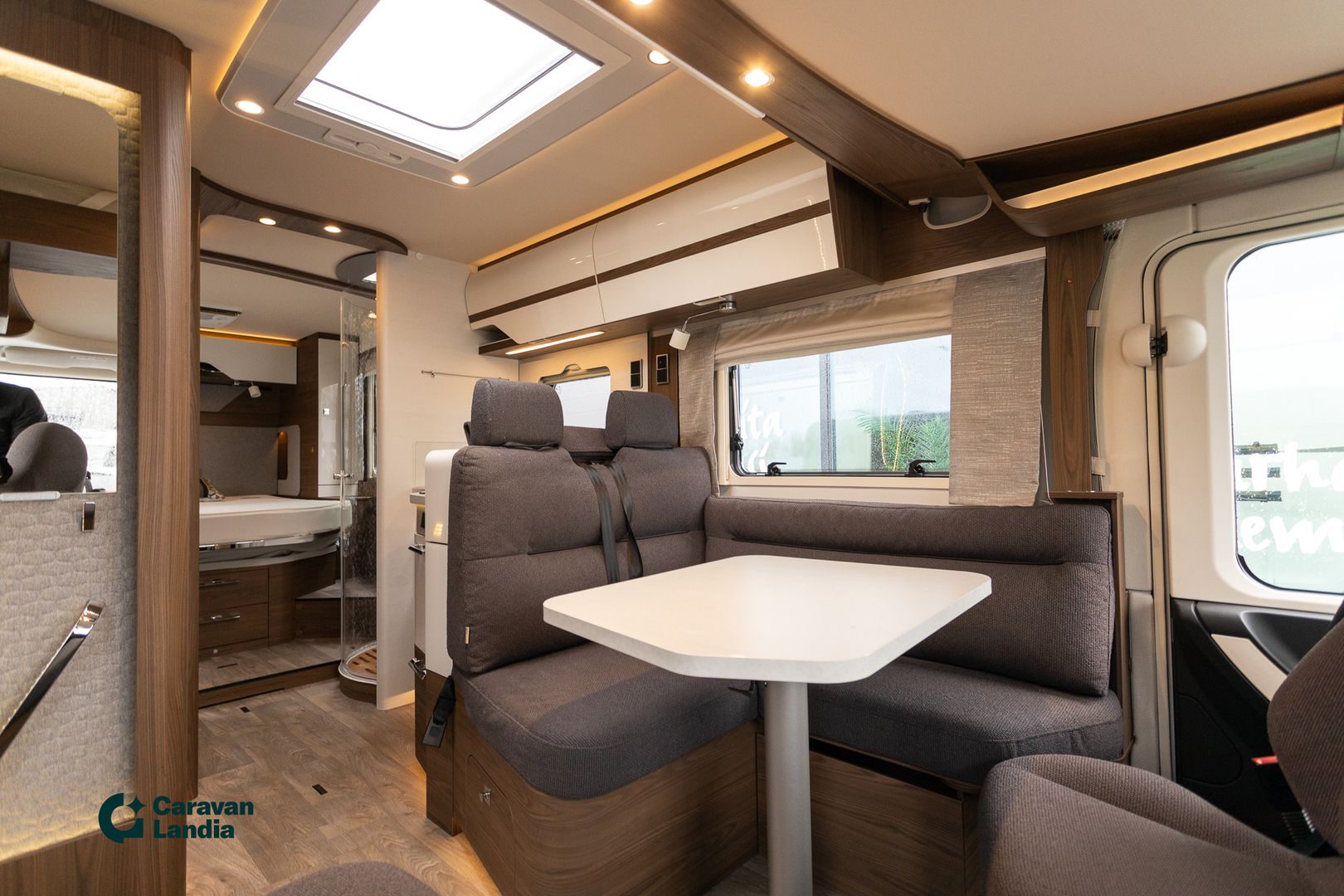 Hymer MasterLine I 790 417 CDI 170hv ** HYDR TUKIJALAT, ALDE-TALVIPAKETTI, SAAREKEVUODE, AJ. VAIN 5 TKM **, kuva 9