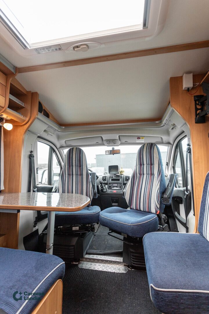 Dethleffs Globebus T 4 130hv **ERILLISVUOTEET, P.KAMERA, MARKIISI, PP-TELINE**, kuva 10