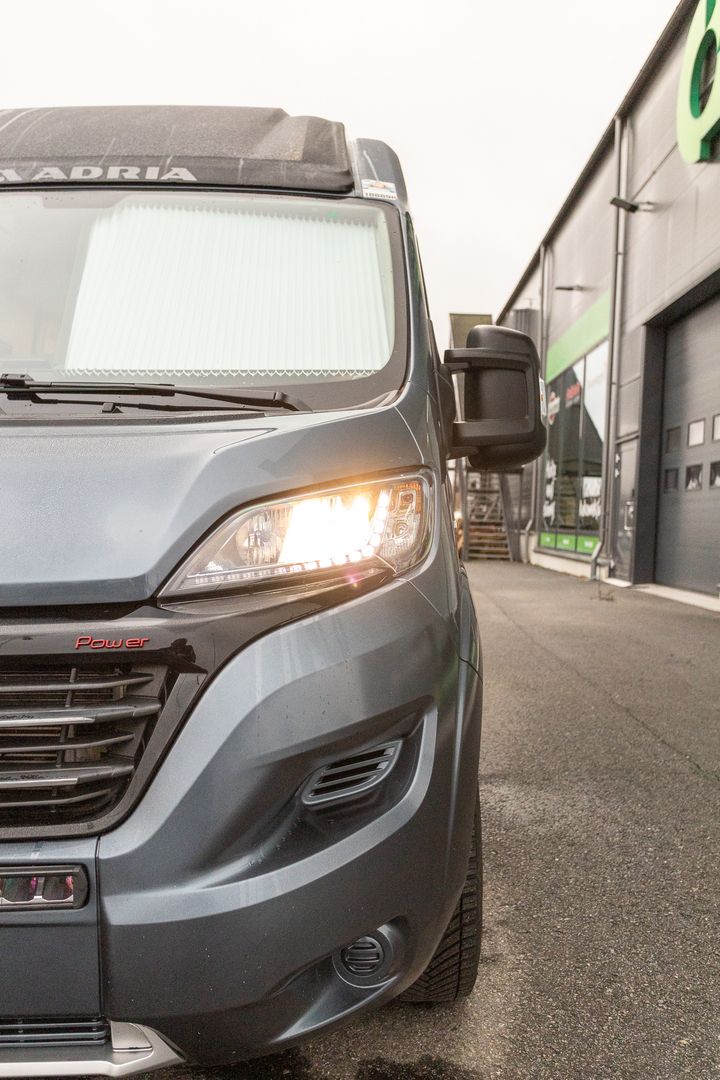 Adria Twin Supreme 600 SPB 2.3 Mjet 160hv ** 9-AUTOMAATTI, TRUMA (KAASU/SÄHKÖ), 2 X ILMASTOINTI **, kuva 42