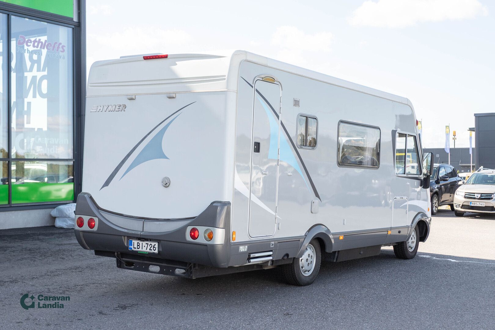 Hymer B 544 2.8 JTD 130hv ** TRUMA, ISO-PÖYTÄRYHMÄ, HUBBET-YLÄVUODE **, kuva 3