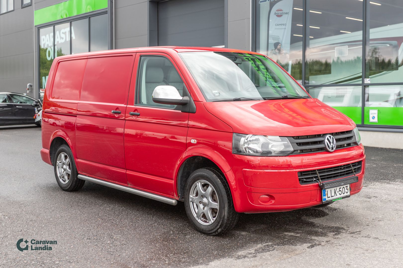 Volkswagen Transporter 2.0 TDI 62kw umpipakettiauto ** Suomi-auto / Koukku / 2x Renkaat **, kuva 1