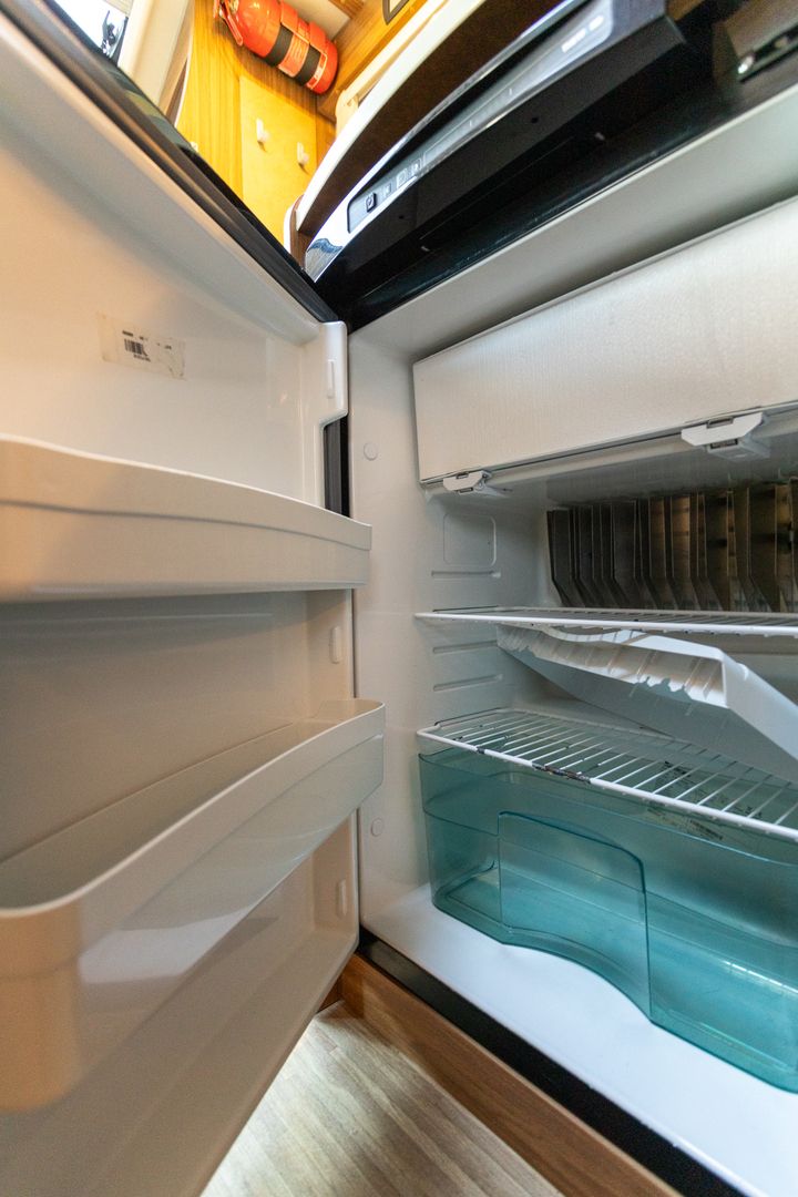 Carado T 135 2.3 Mjet 130hv ** TRUMA (KAASU/SÄHKÖ), PITKITTÄINEN PARIVUODE, VETOKOUKKU **, kuva 17