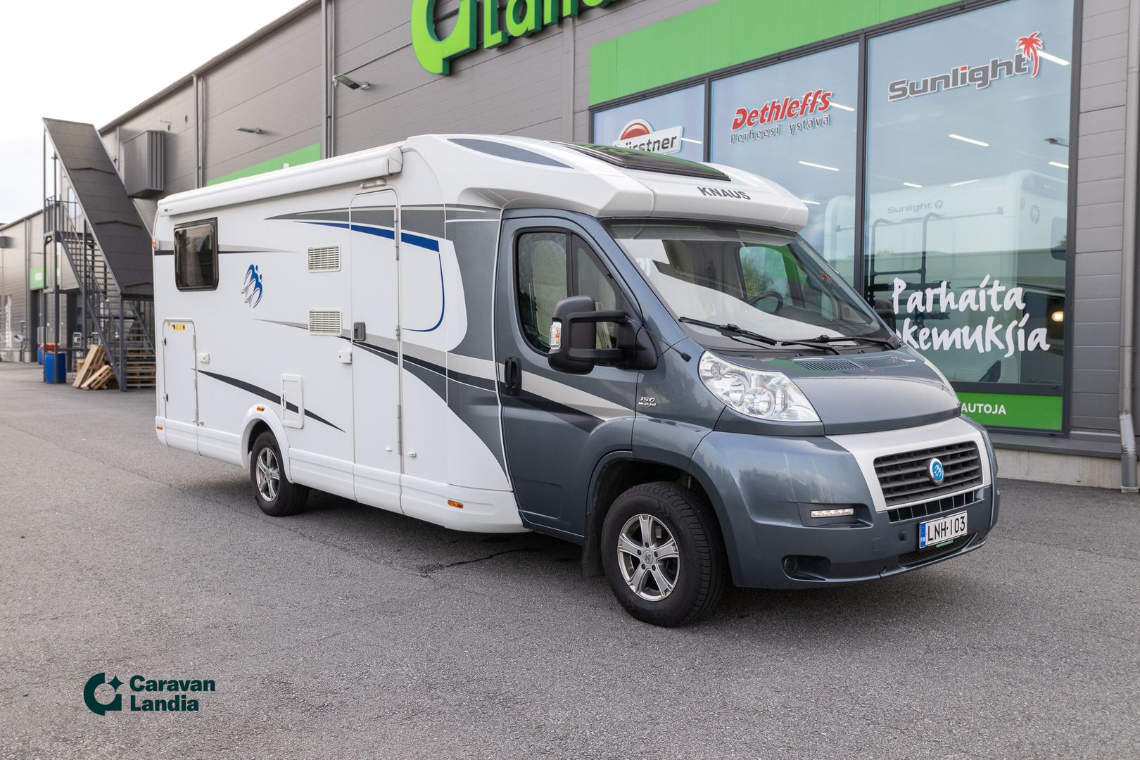 Knaus SKY TI 700 MEG 2.3 Mjet 130hv ** ALDE (KAASU/SÄHKÖ), ERILLISVUOTEET, AURINKOPANEELI **, kuva 1
